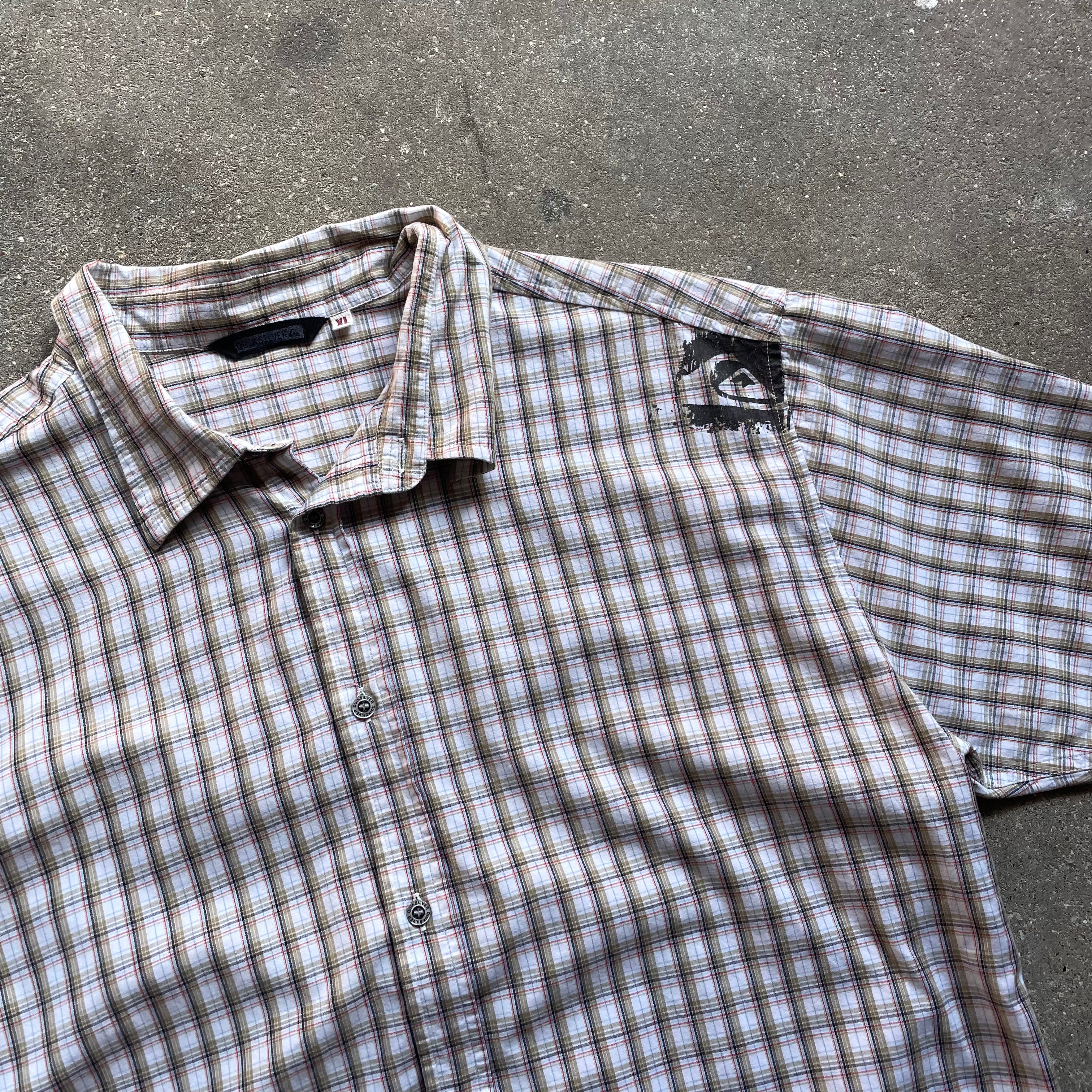 2000's Quiksilver Surf Shirt (XL)