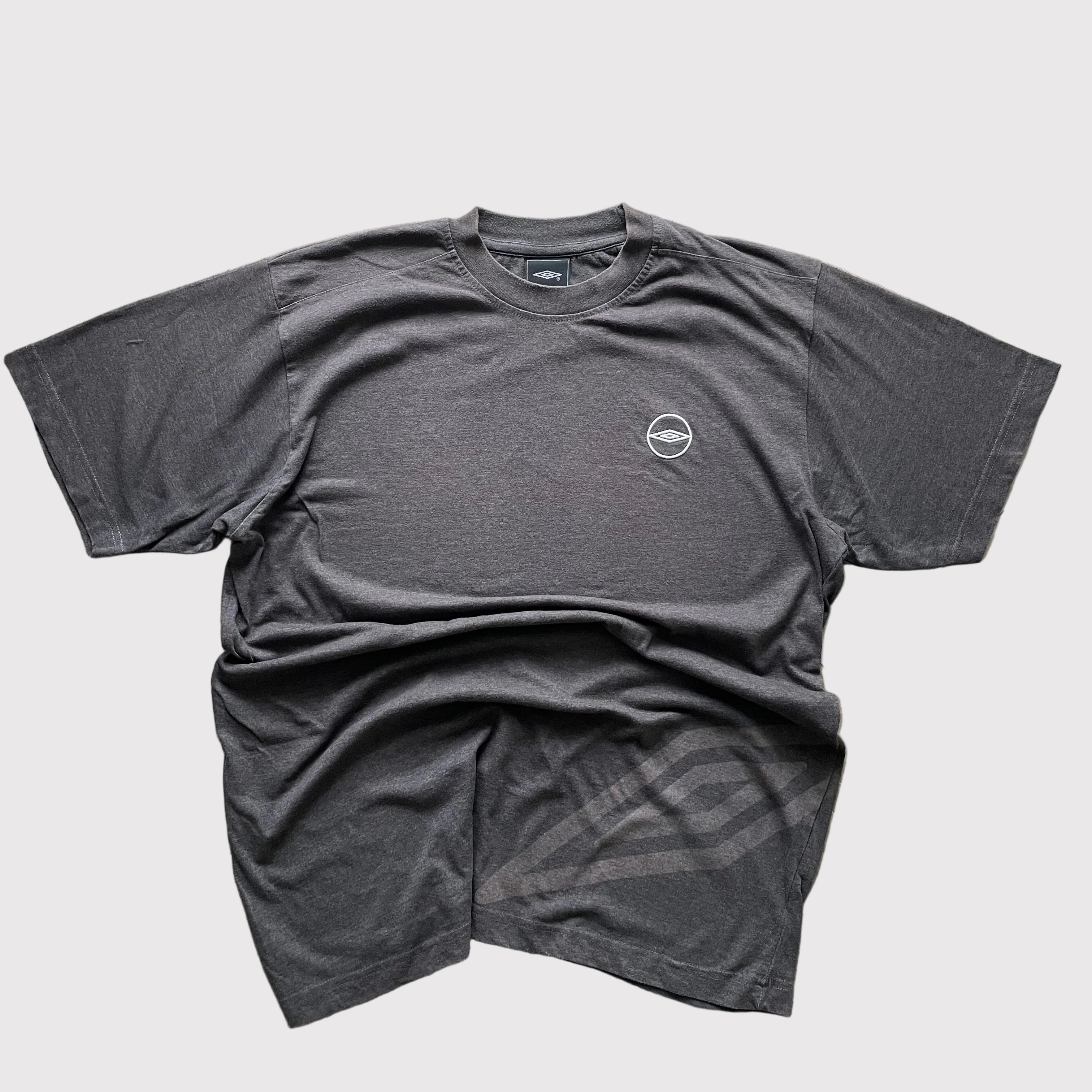 Umbro T-Shirt Charcoal Grey (L)