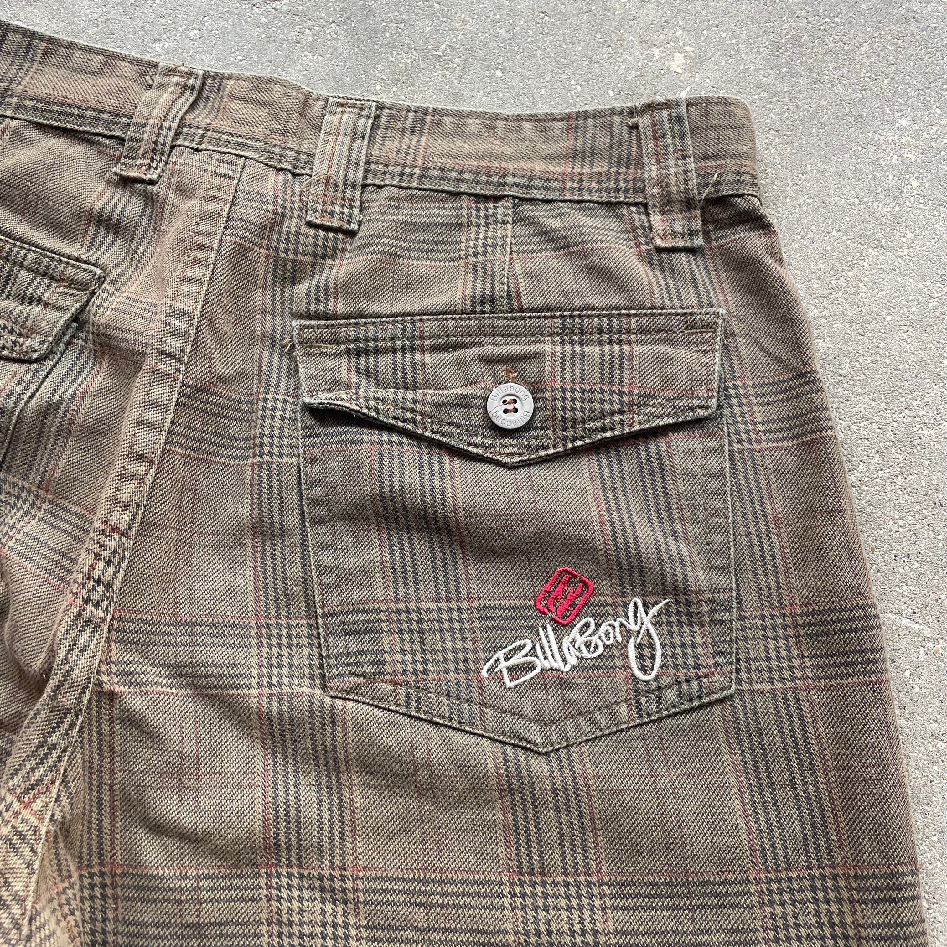 2000's Billabong Chino Shorts (32)