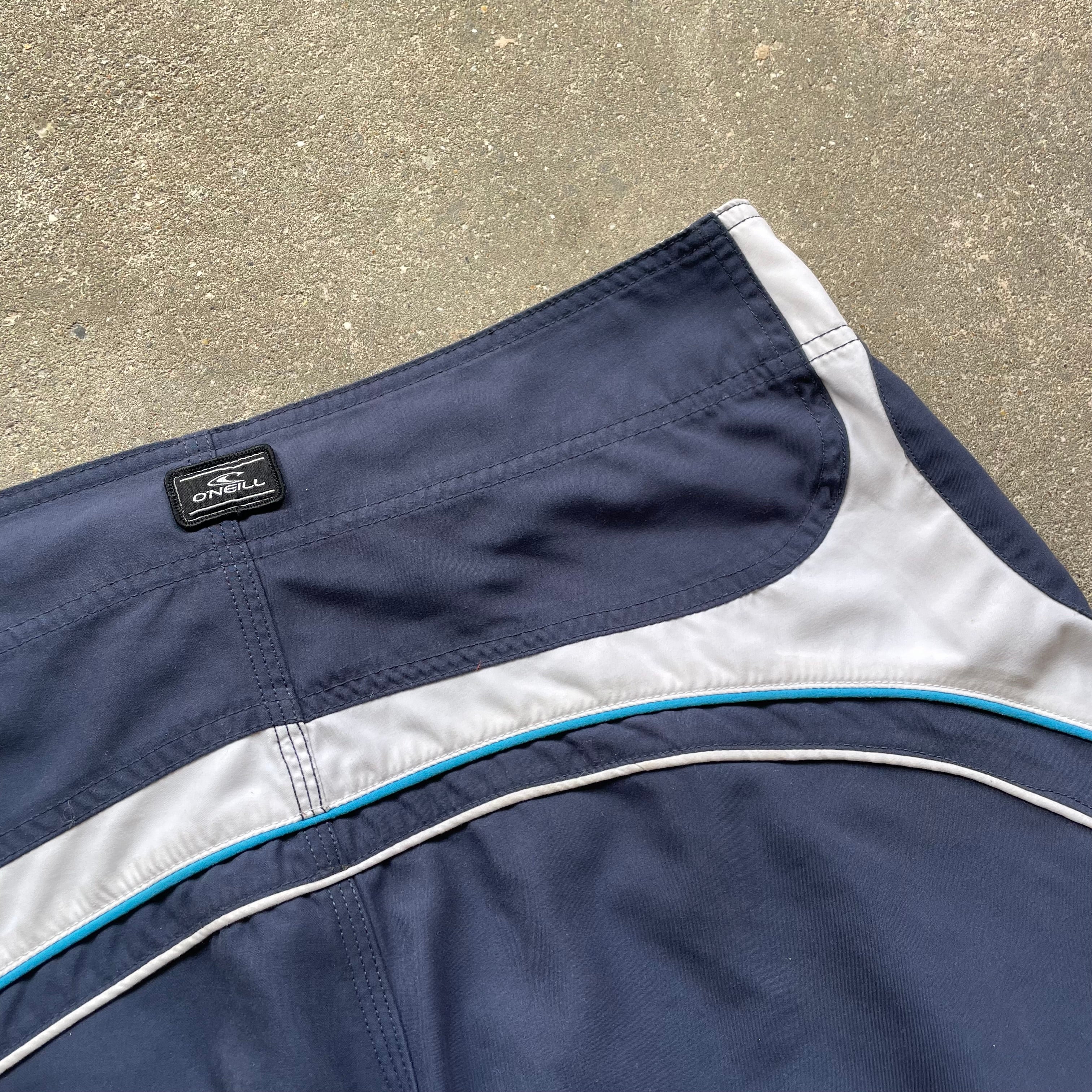2000's O'Neill Boardshorts (34)