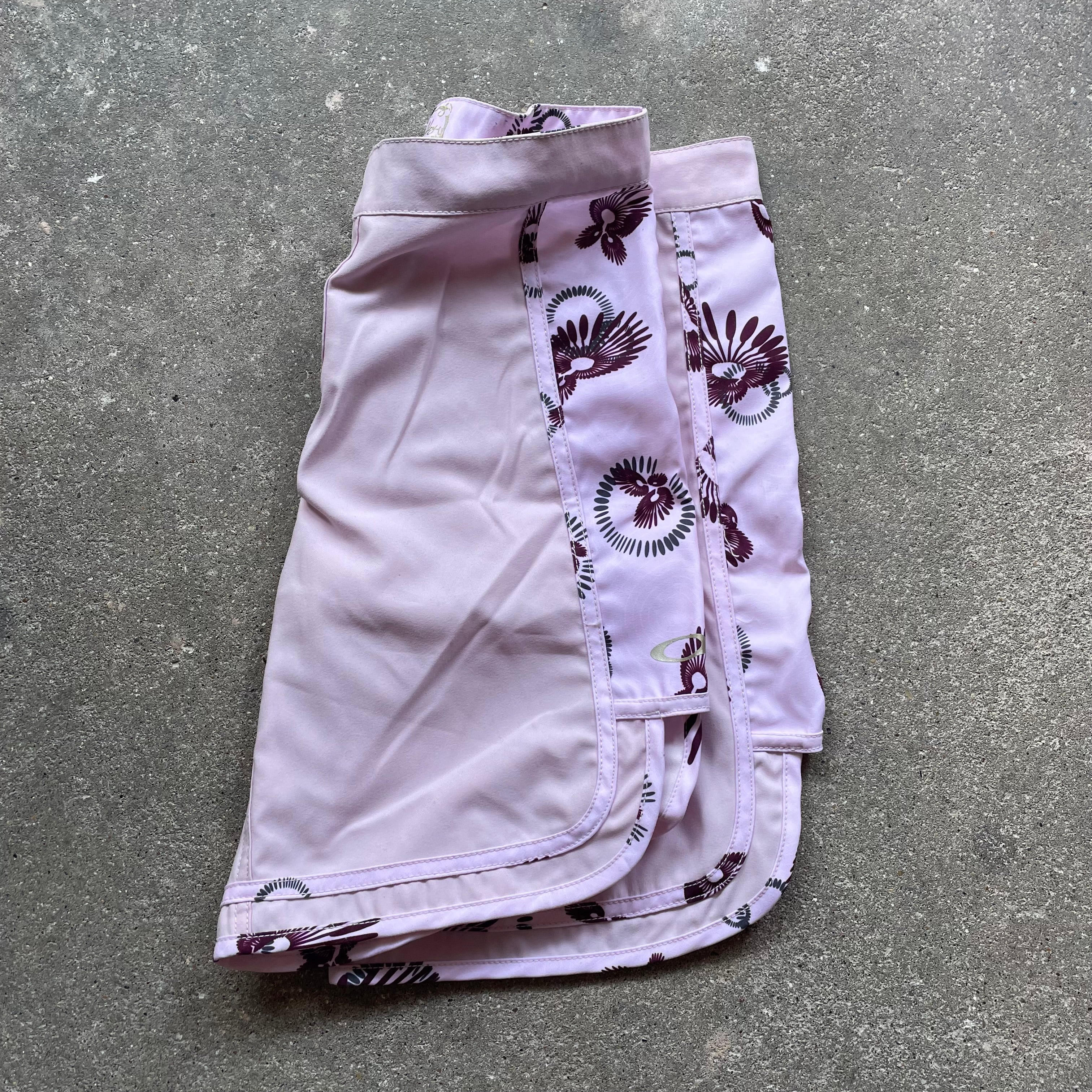 2000's Oakley Boardshorts (M)