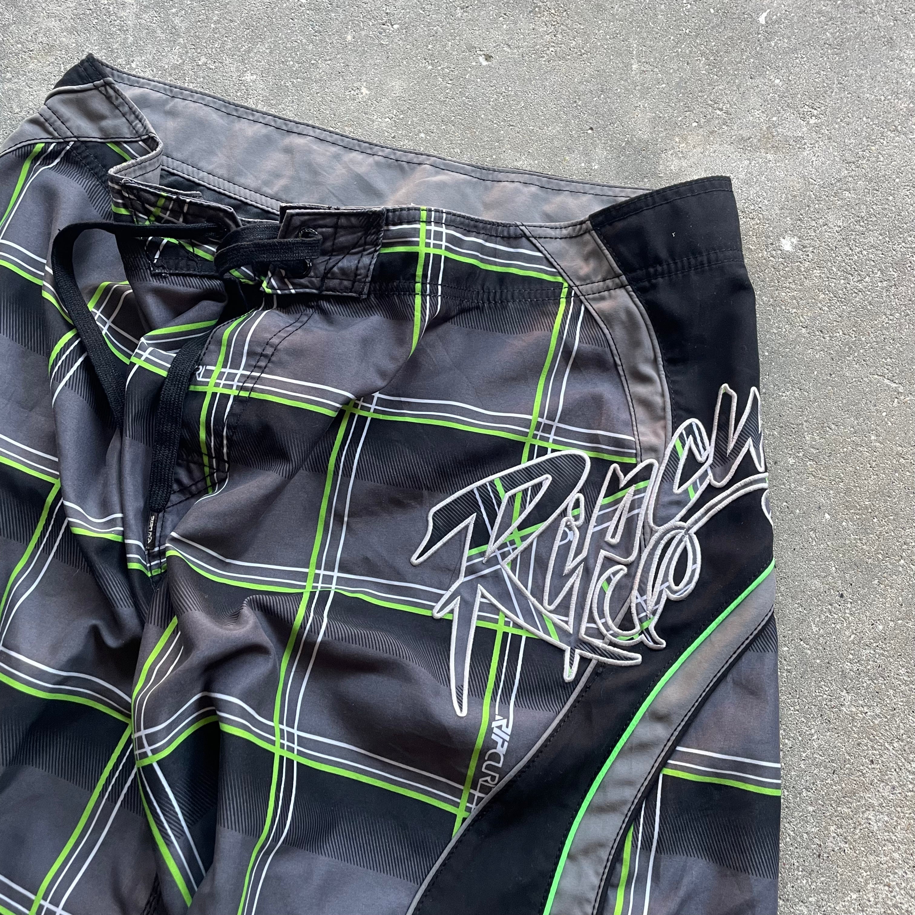 2000's Rip Curl Boardshorts (36)