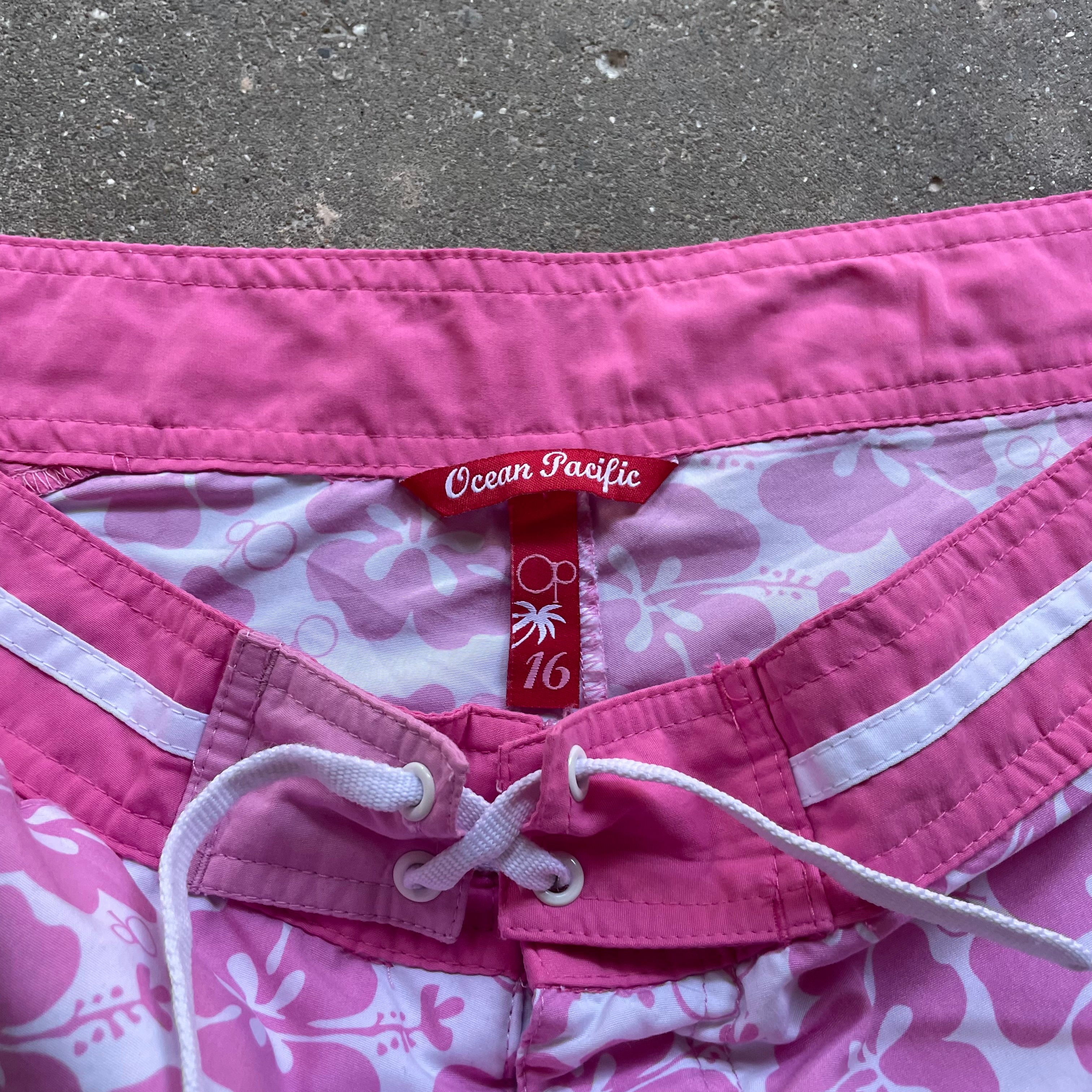 2000's OP Ocean Pacific Boardshorts (16)