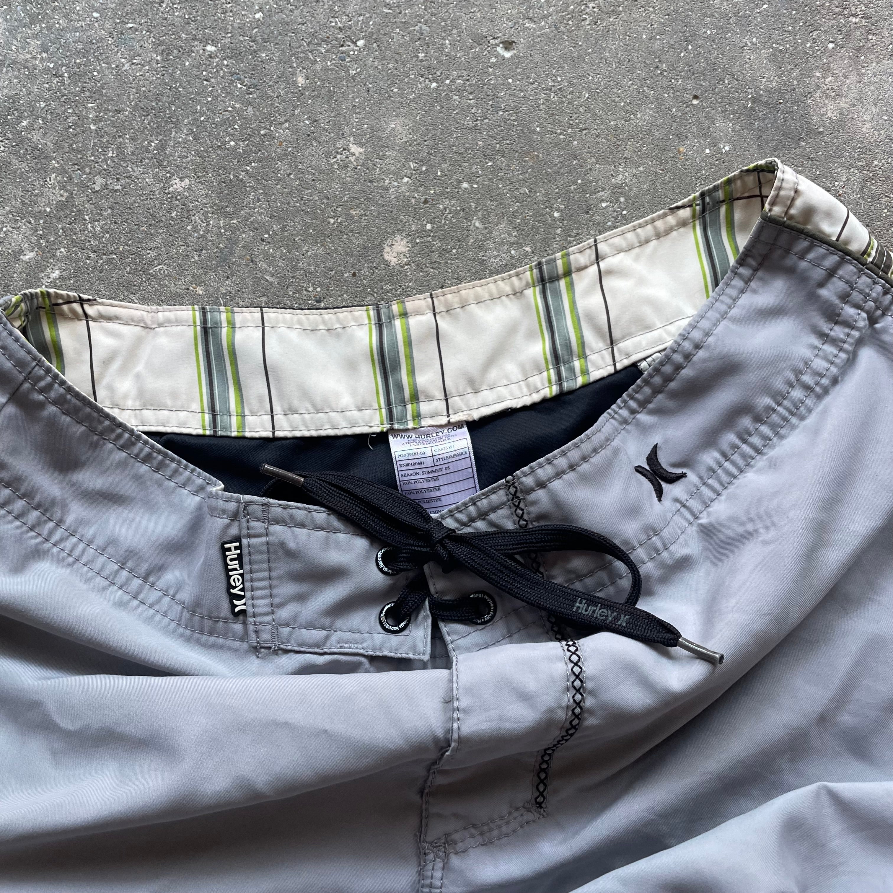 2000's Hurley Boardshorts (S)