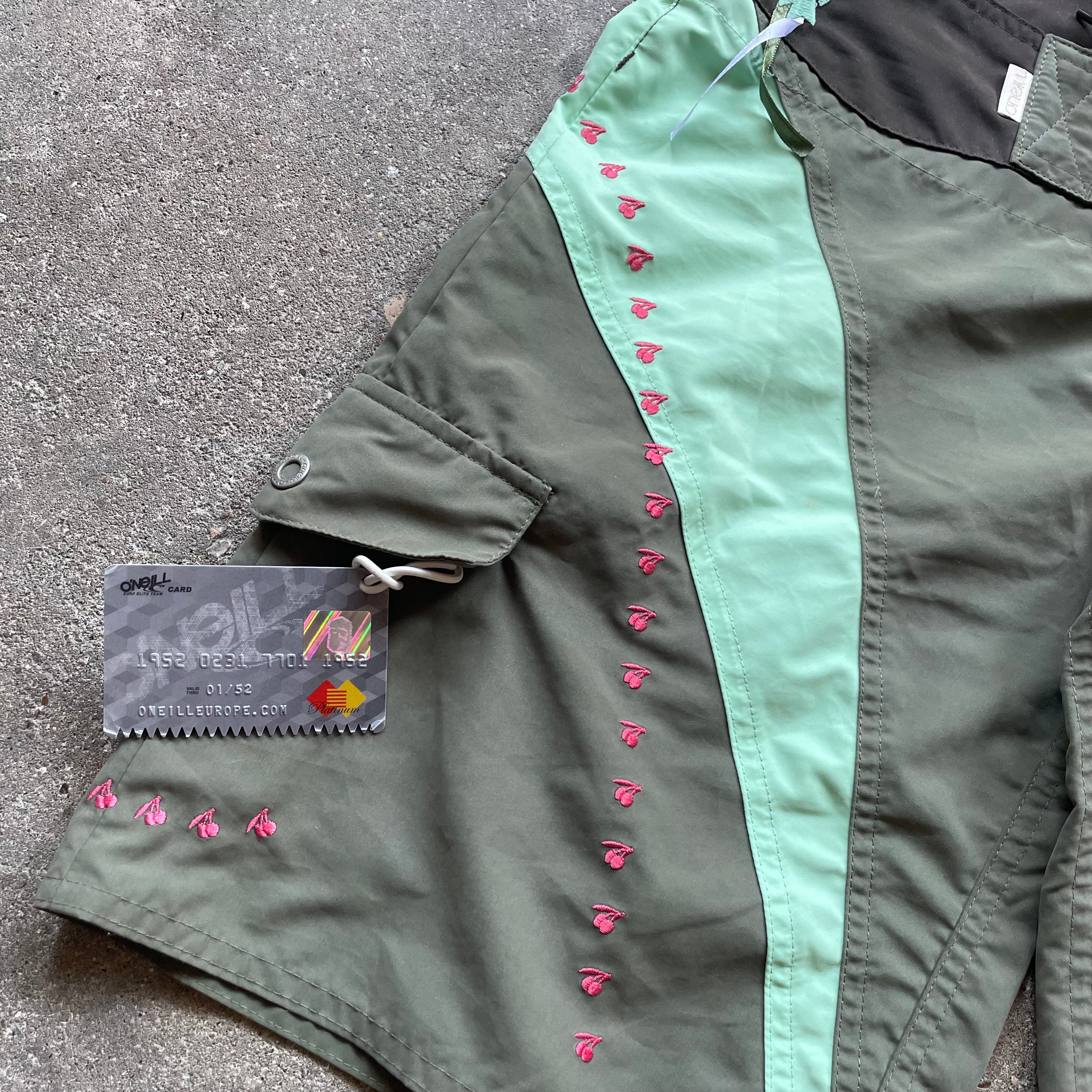 2000's O'Neill Boardshorts (28)