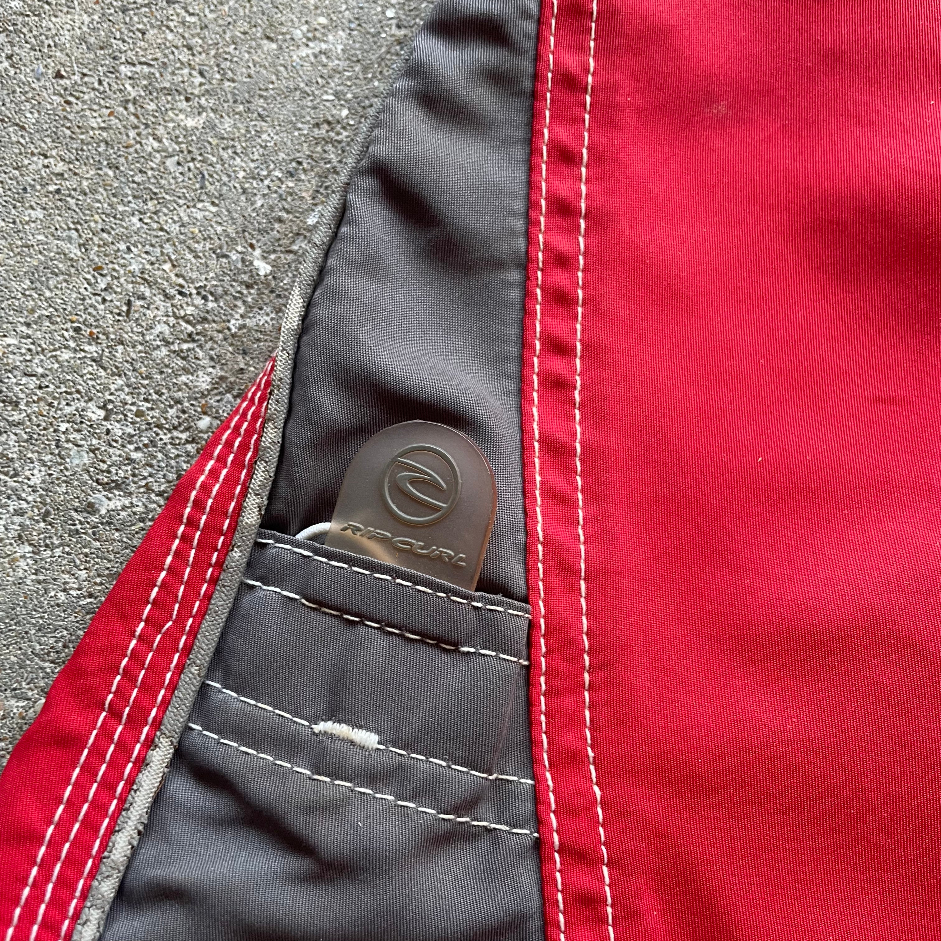 2000's Rip Curl Boardshorts (S)