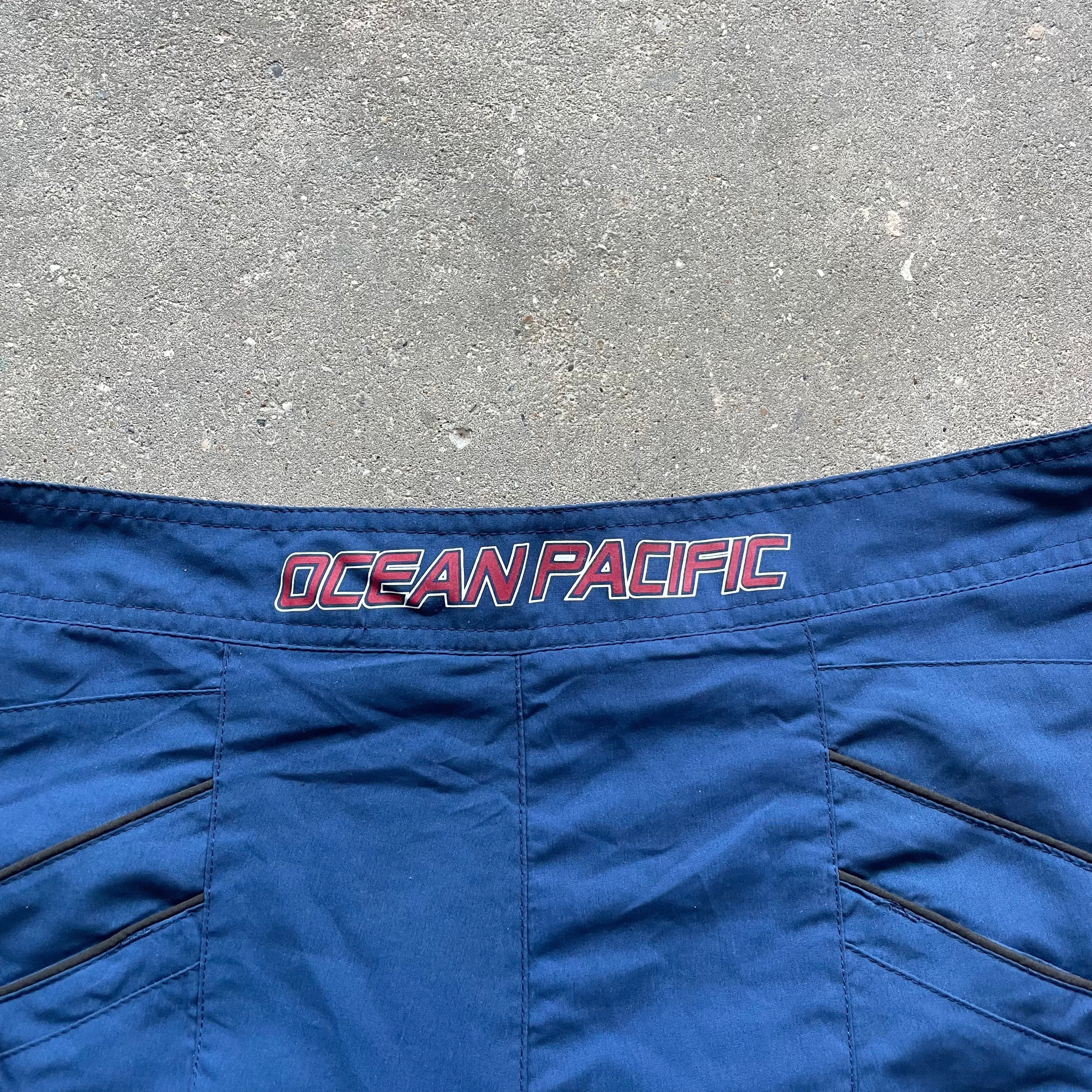 2000's OP Ocean Pacific Board/Swim Shorts (30)