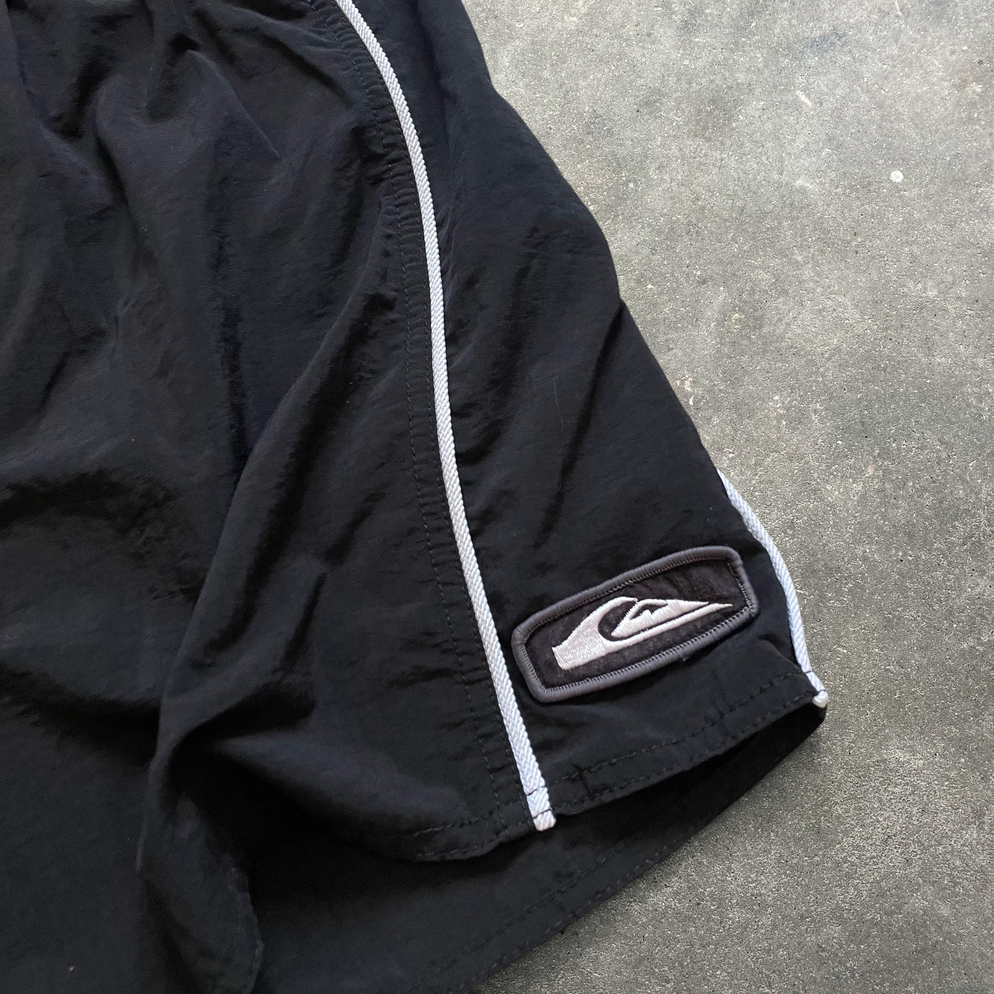 2000's Quiksilver Swim Shorts Black (31)