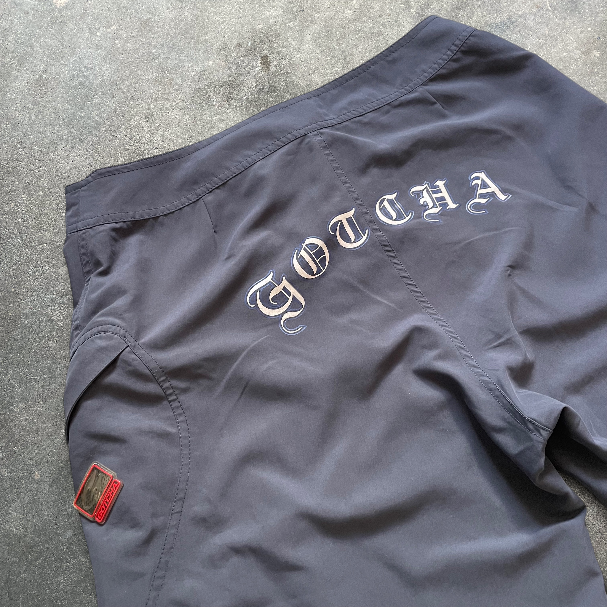 2000's Gotcha Boardshorts Navy Grey (34)