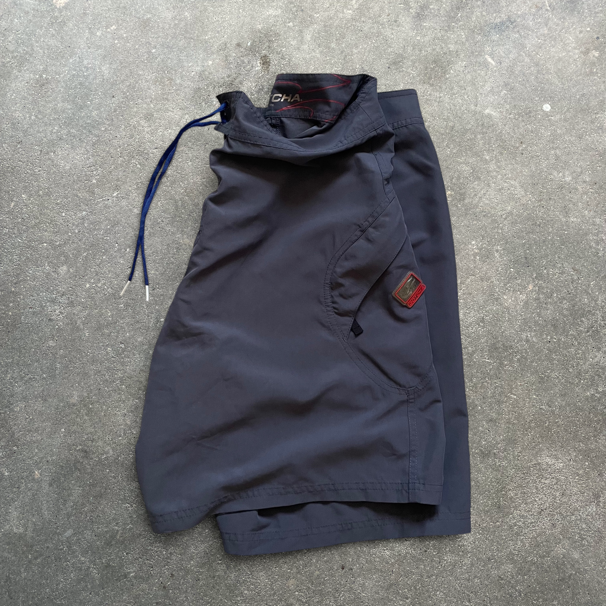 2000's Gotcha Boardshorts Navy Grey (34)