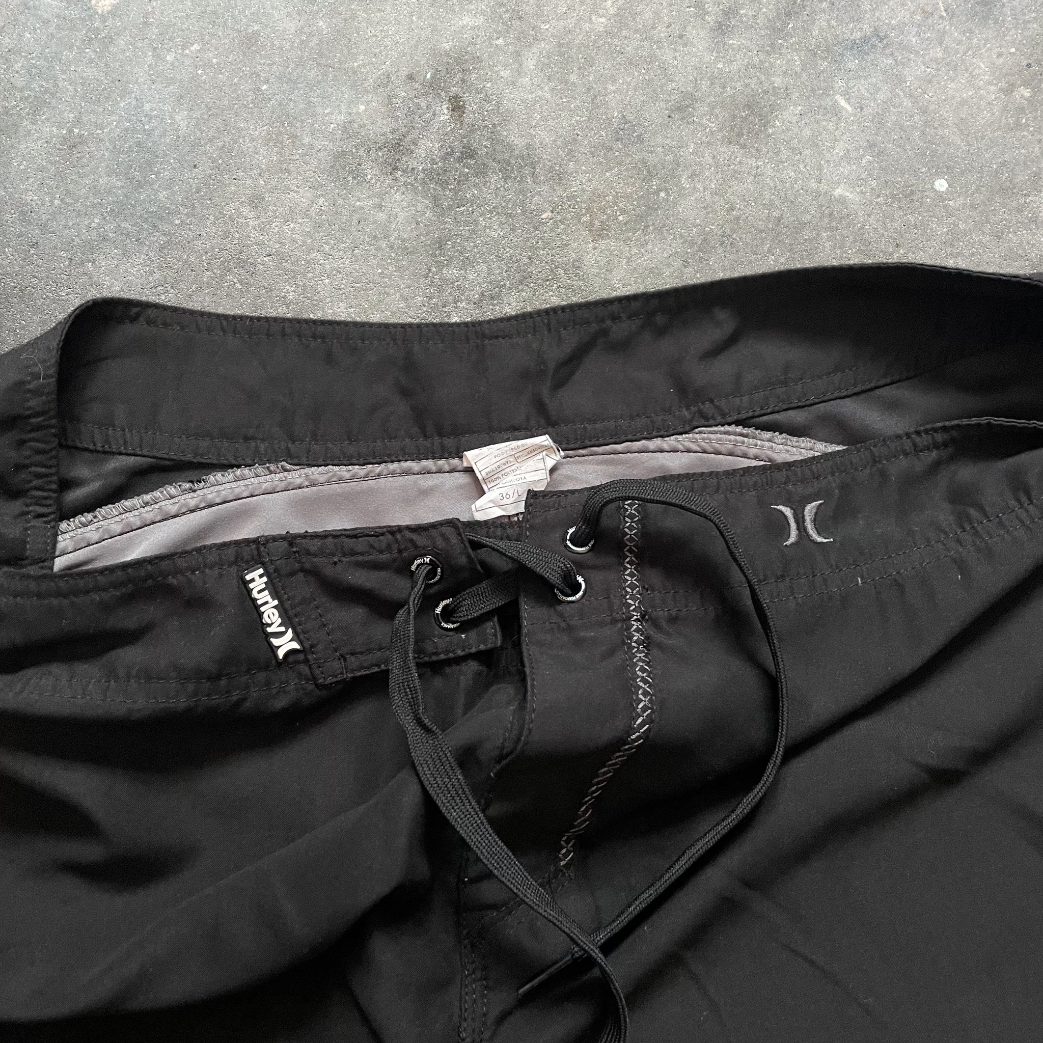 2000's Hurley Boardshorts (36)