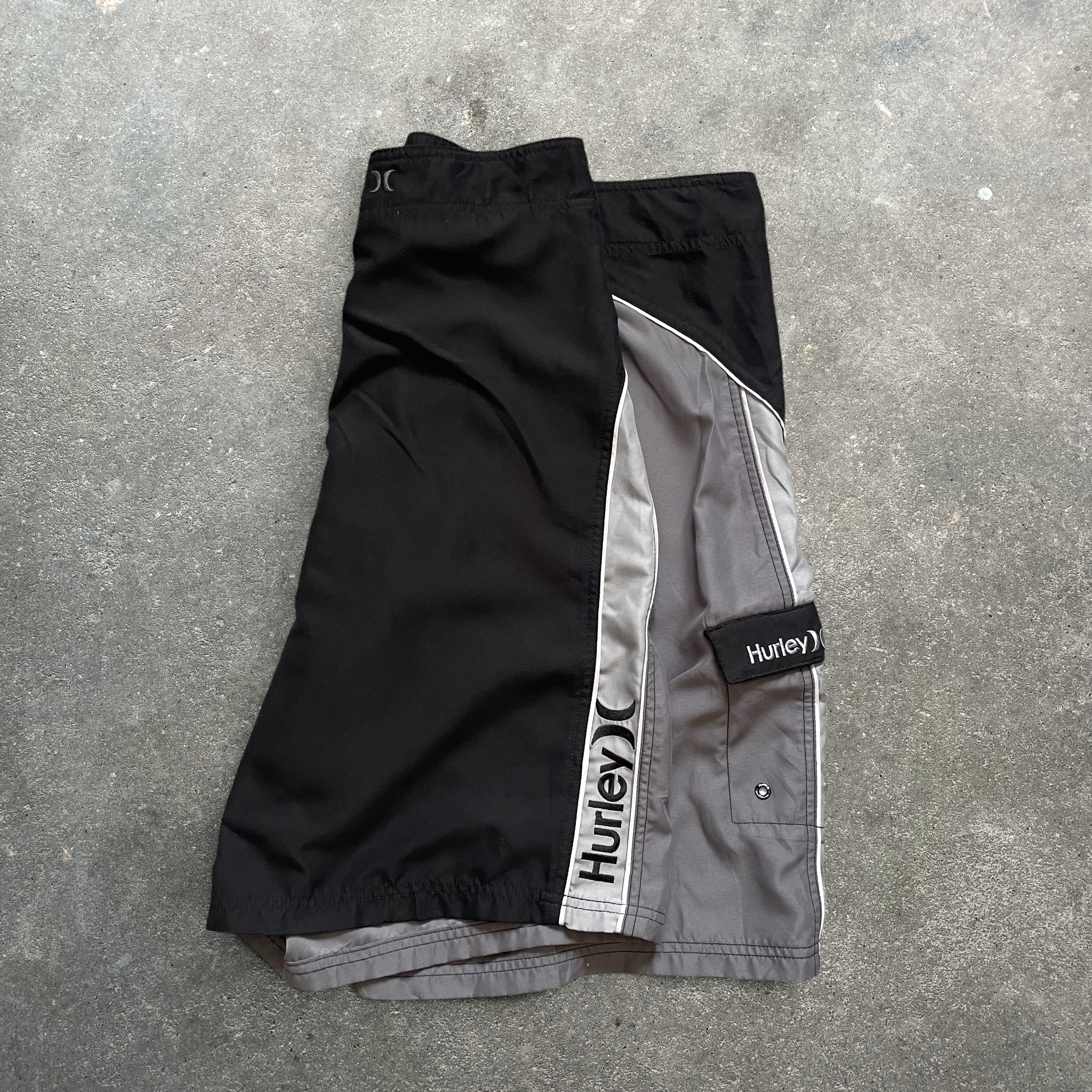 2000's Hurley Boardshorts (36)