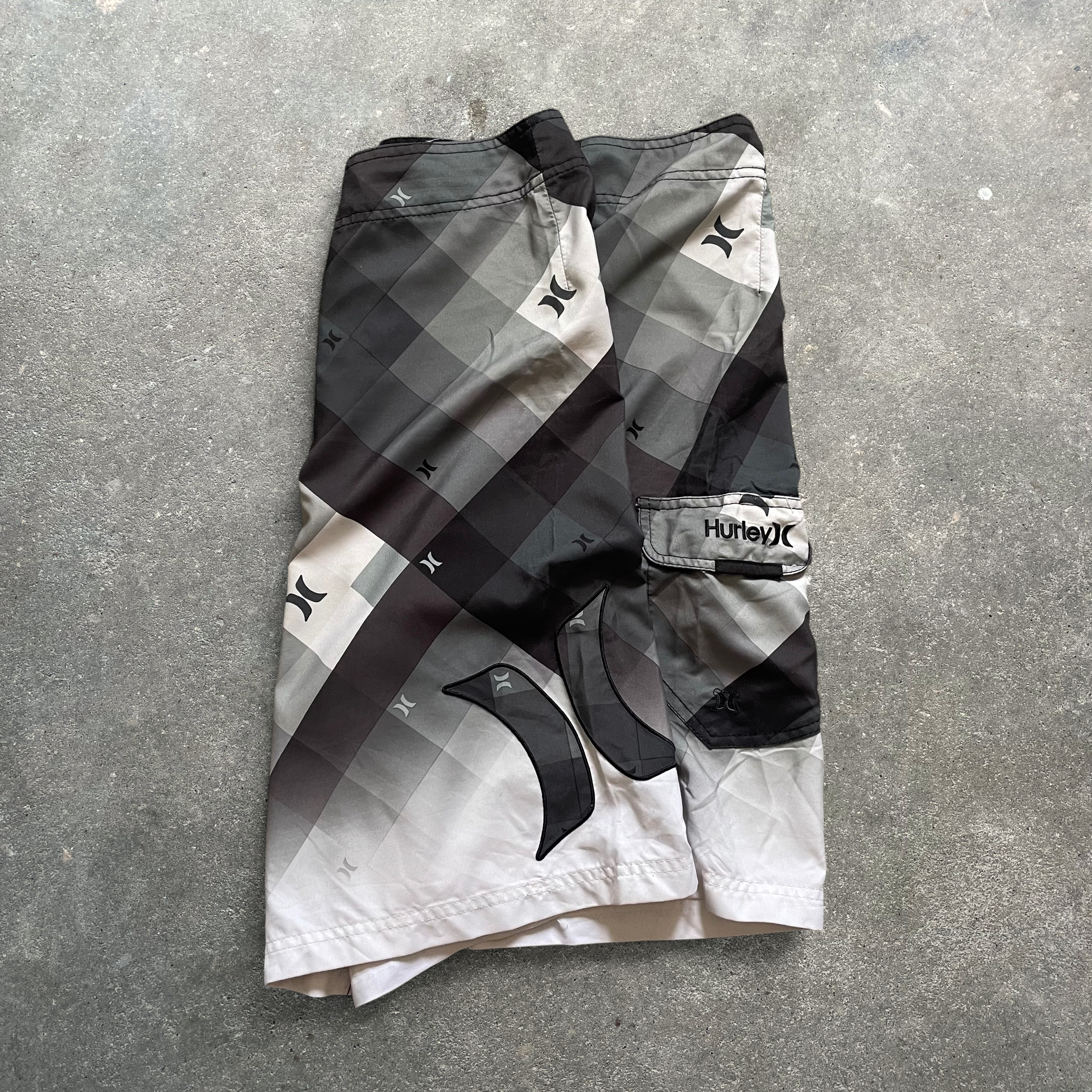 2000's Hurley Boardshorts (38)