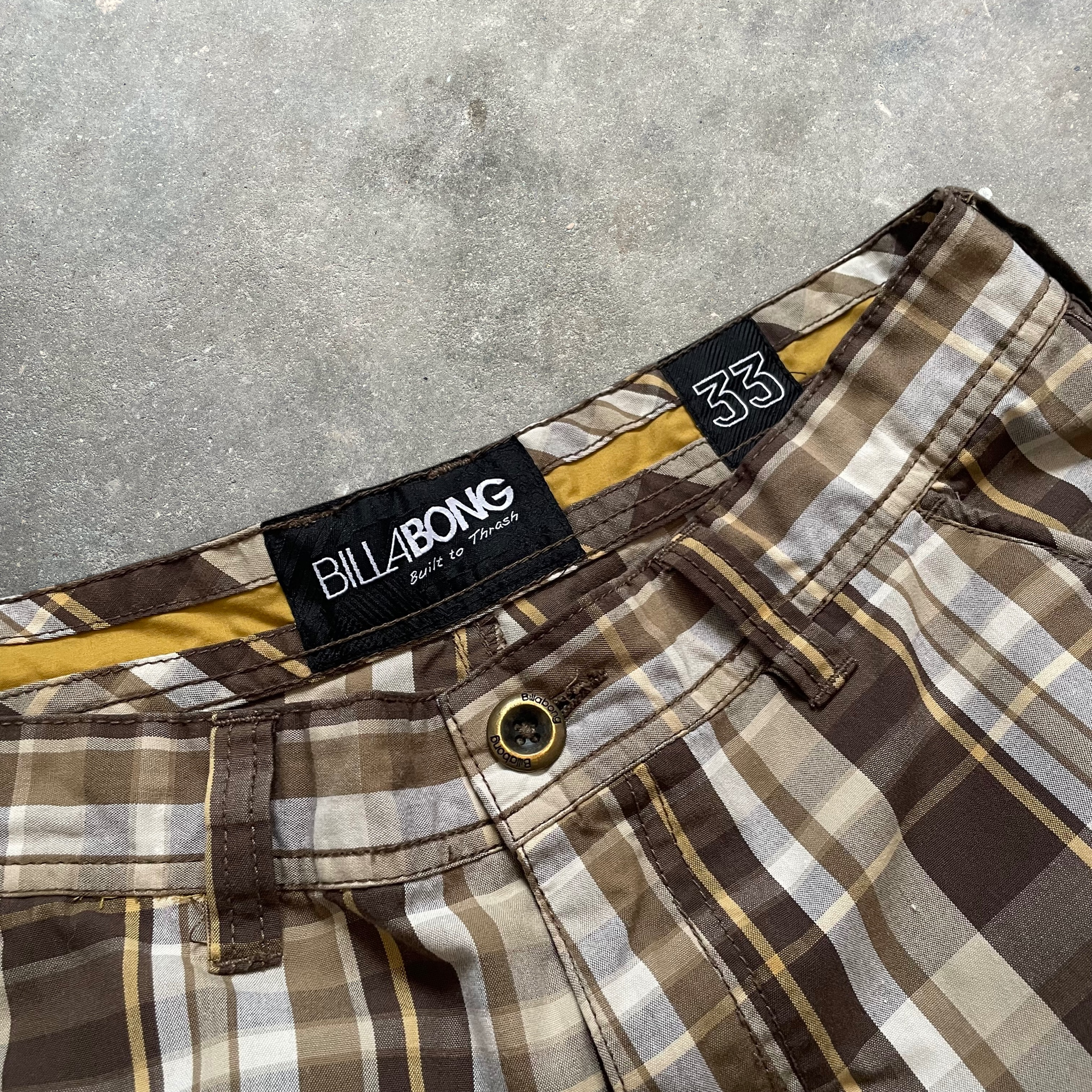 2000's Billabong Chino Shorts Checkered (33)