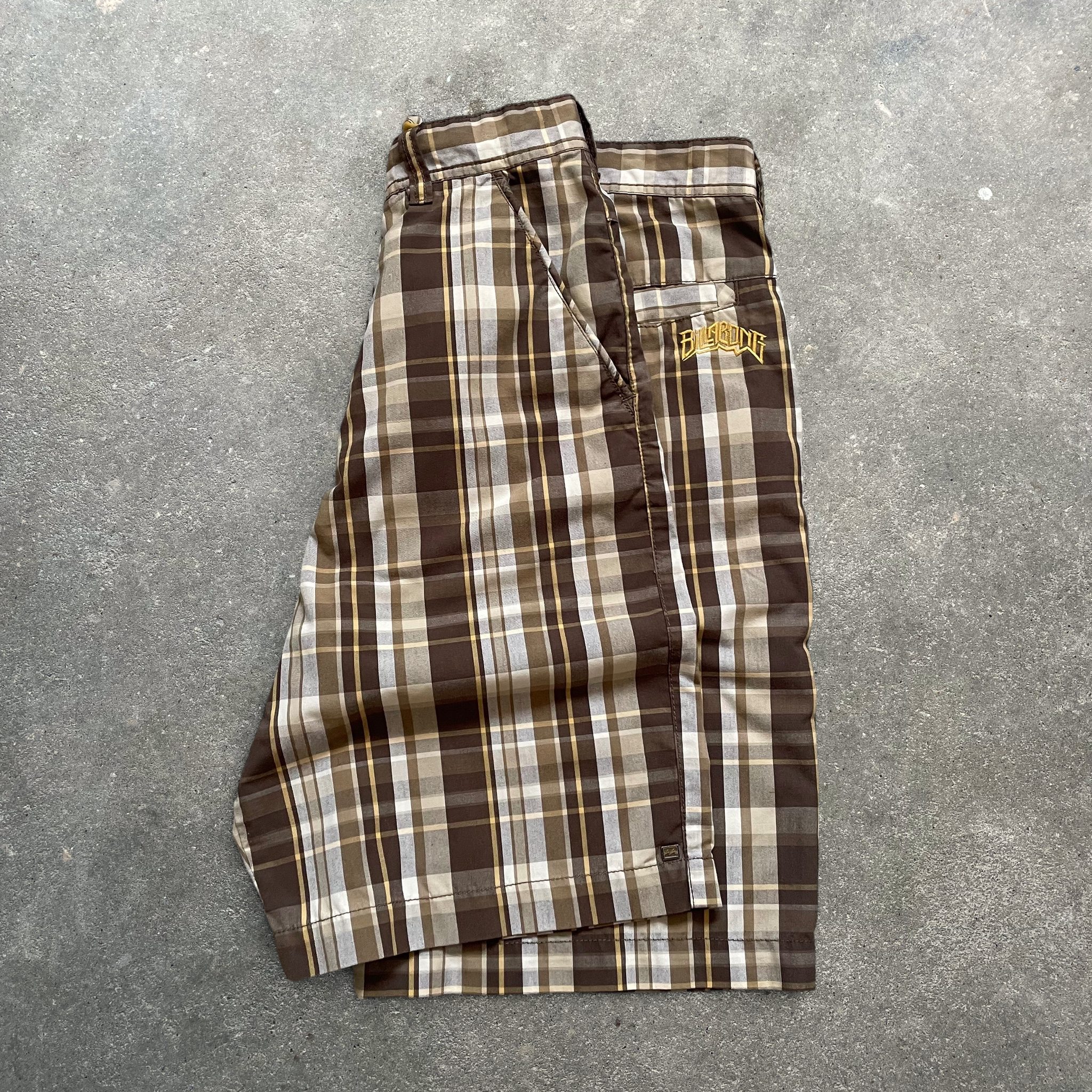 2000's Billabong Chino Shorts Checkered (33)