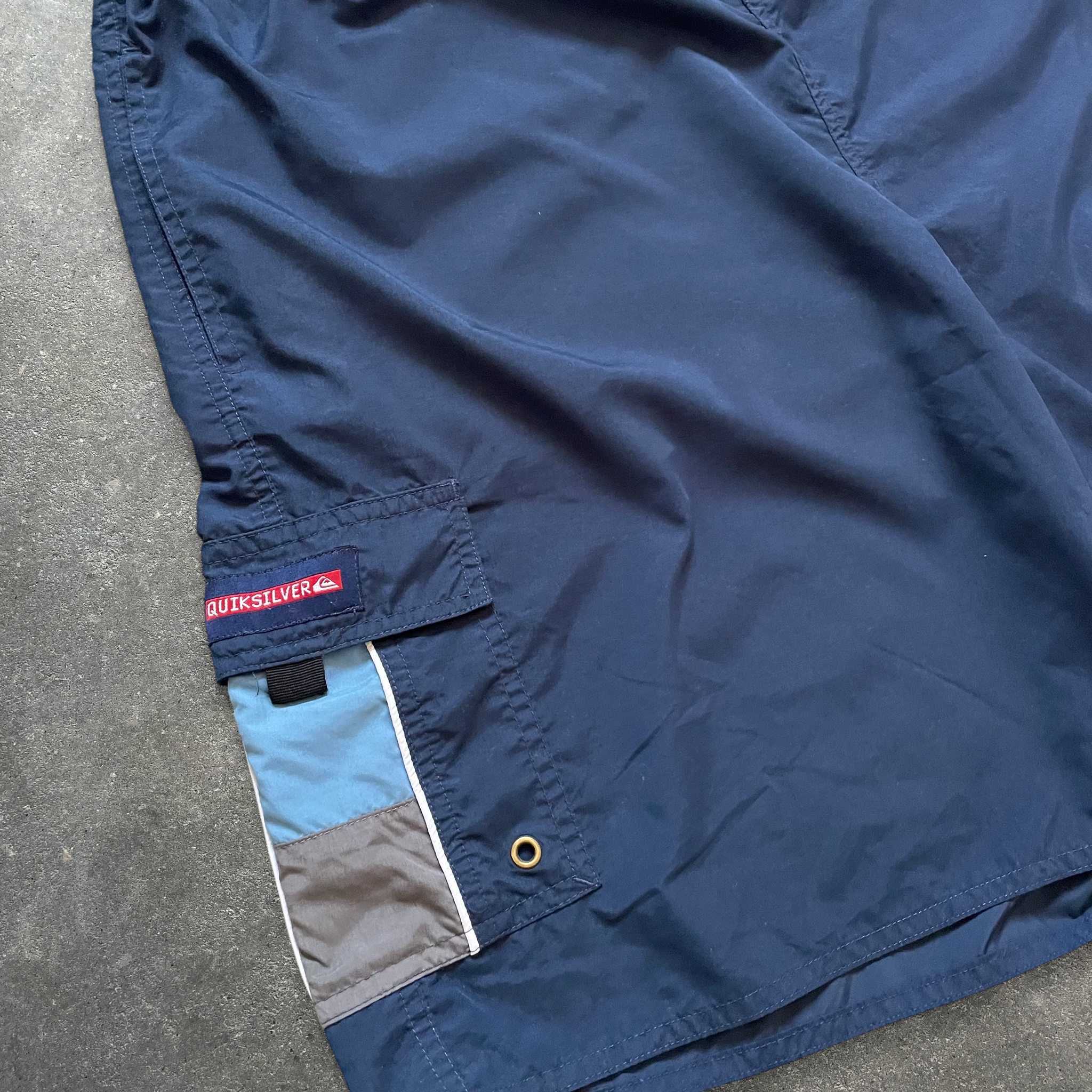90's Quiksilver Swim Shorts Navy (40)