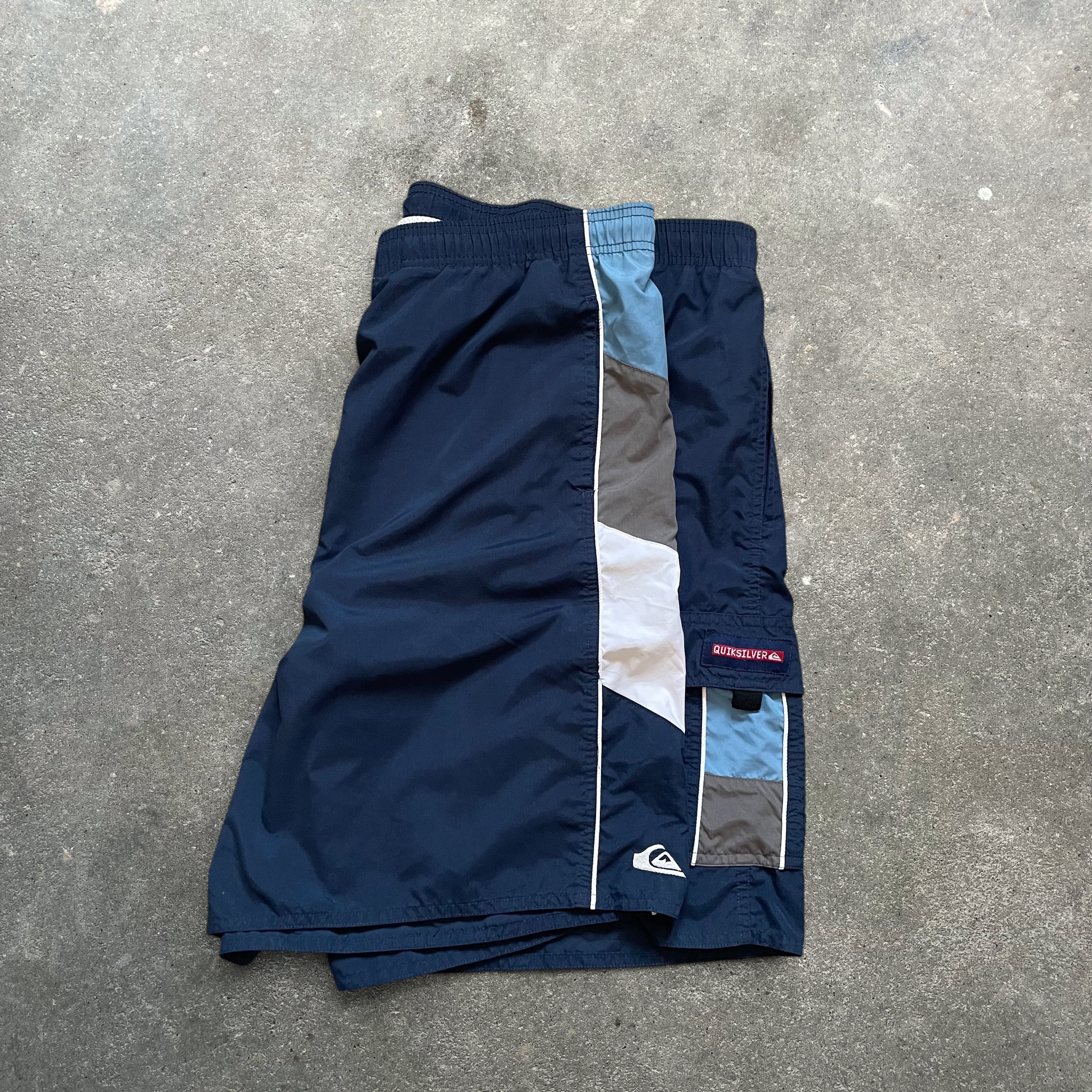 90's Quiksilver Swim Shorts Navy (40)