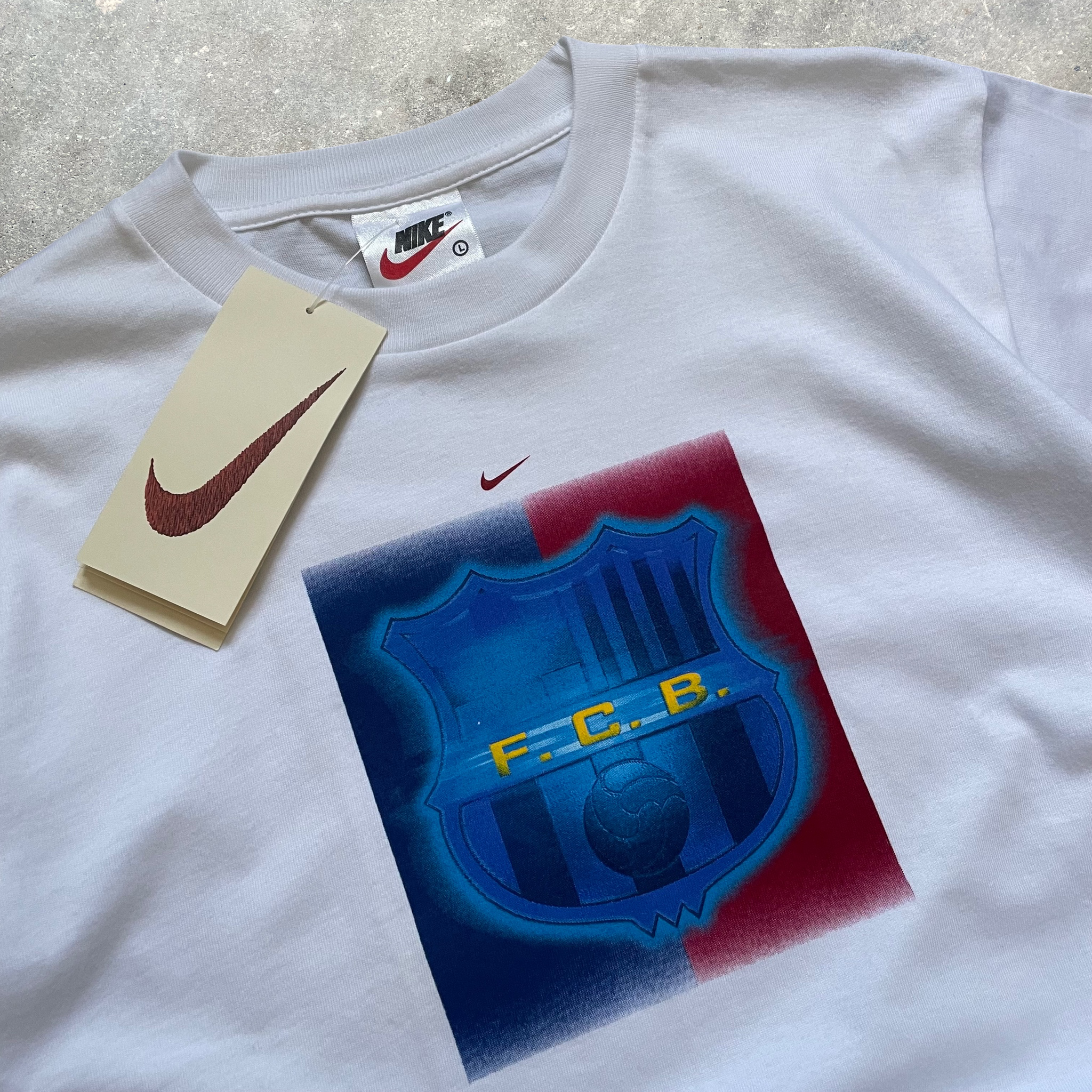 90's Nike Barcelona Football T-shirt (S)