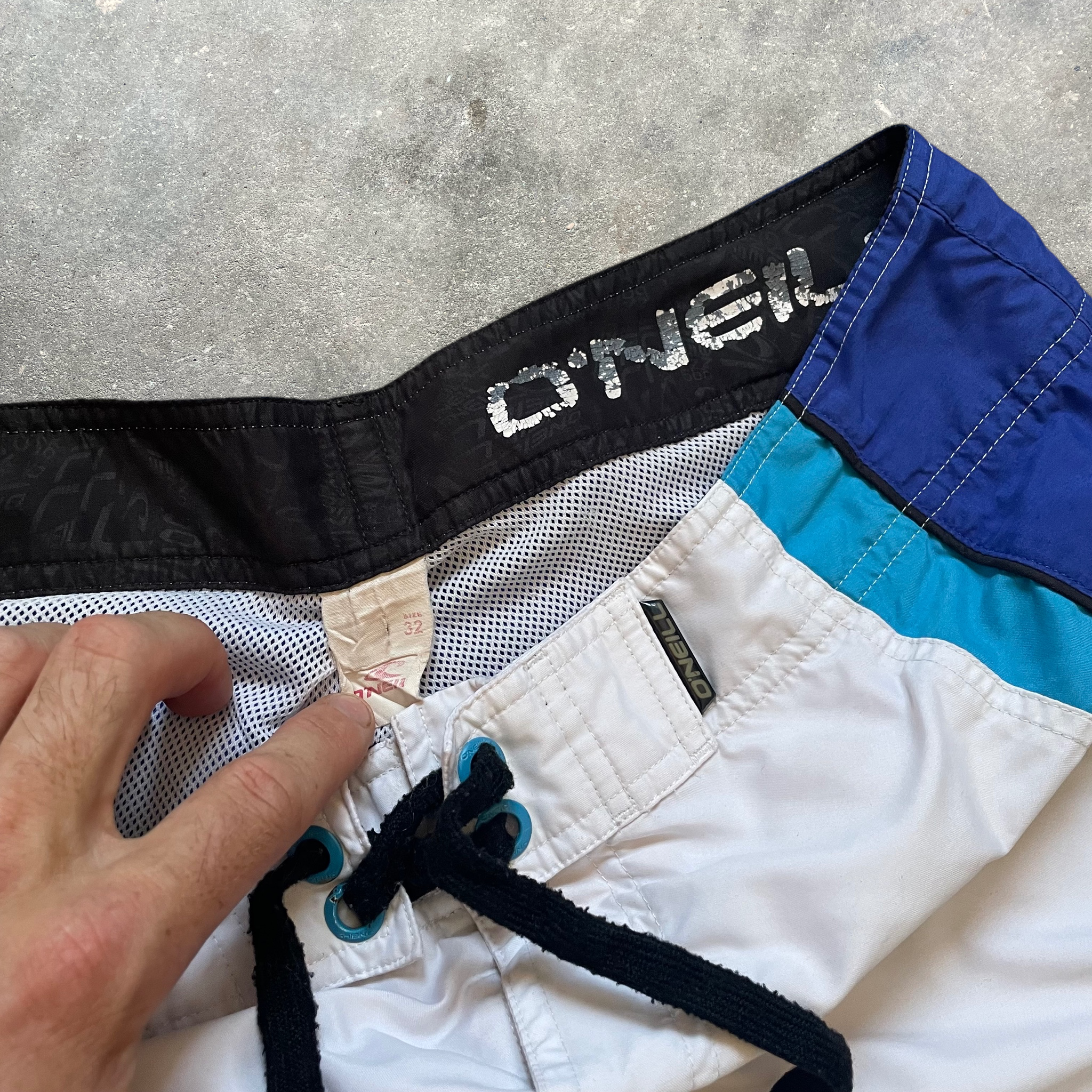 2000's O'Neill Boardshorts (32)
