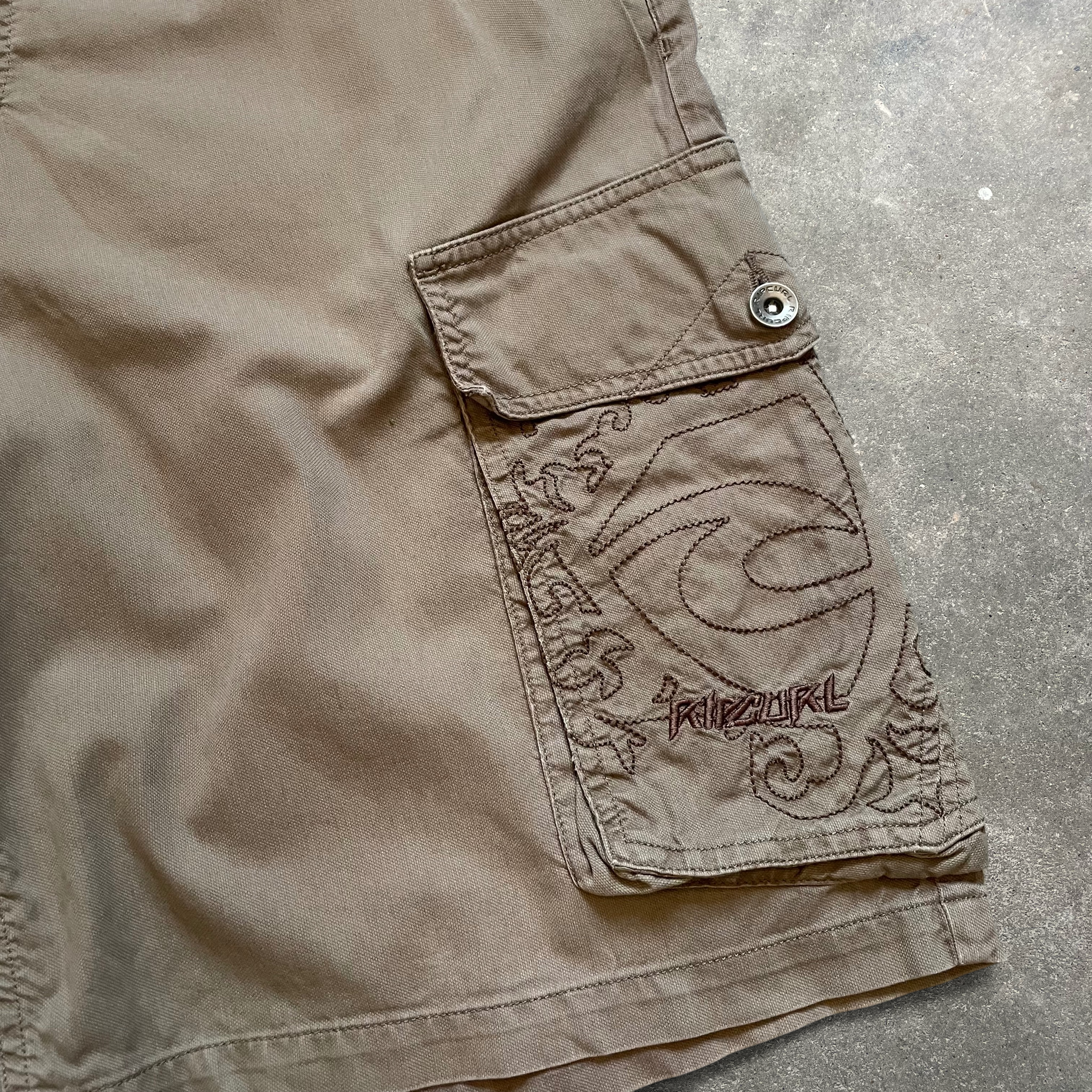 90's Rip Curl Cargo Shorts (35)