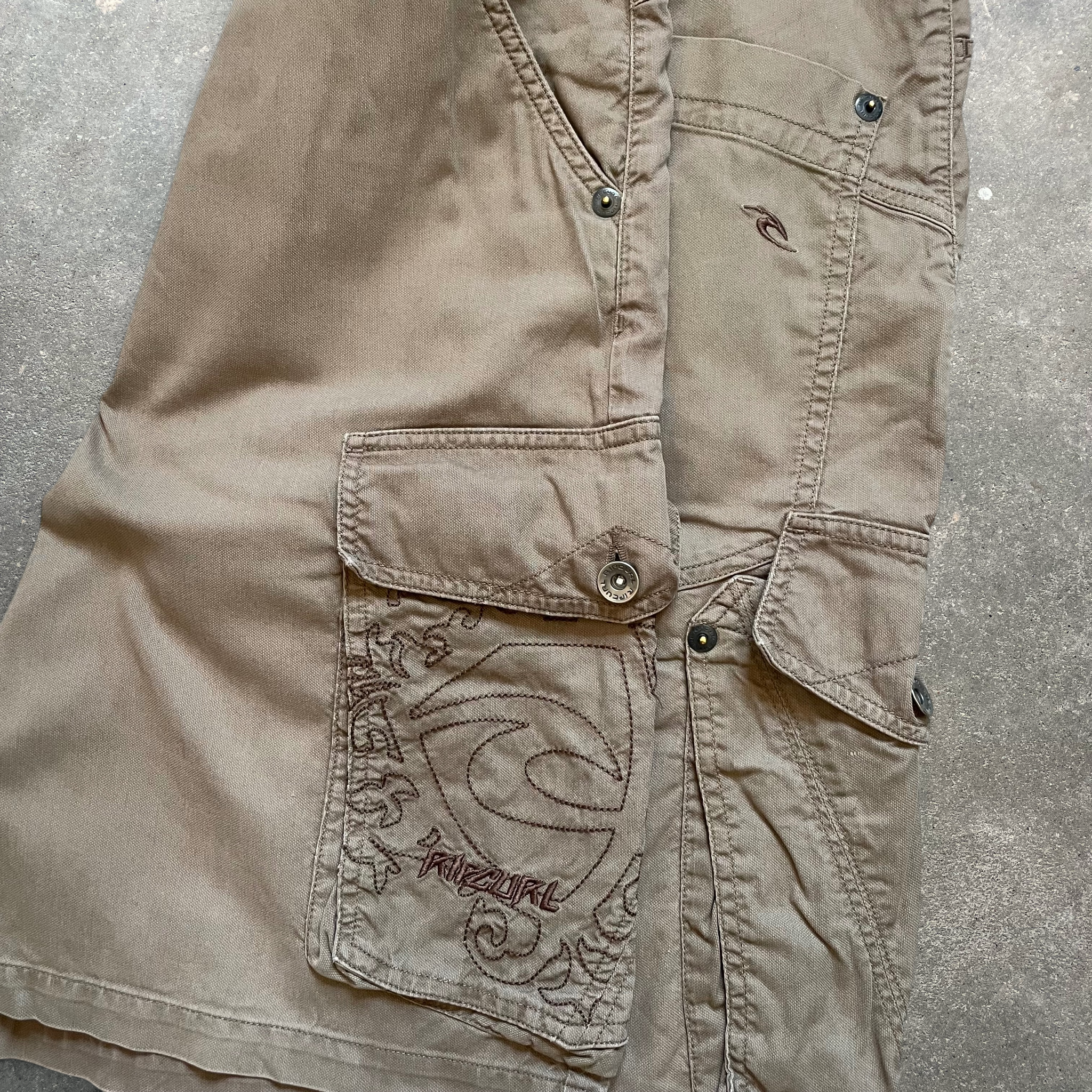 90's Rip Curl Cargo Shorts (35)