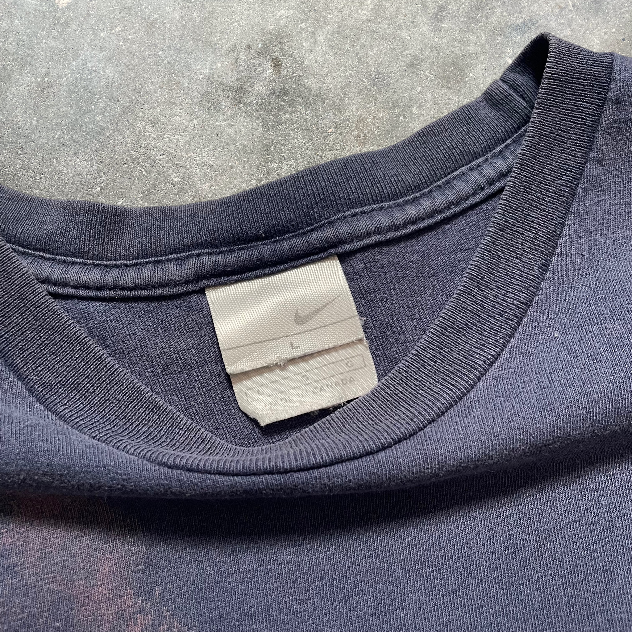 2000's Nike Air T-shirt (L)