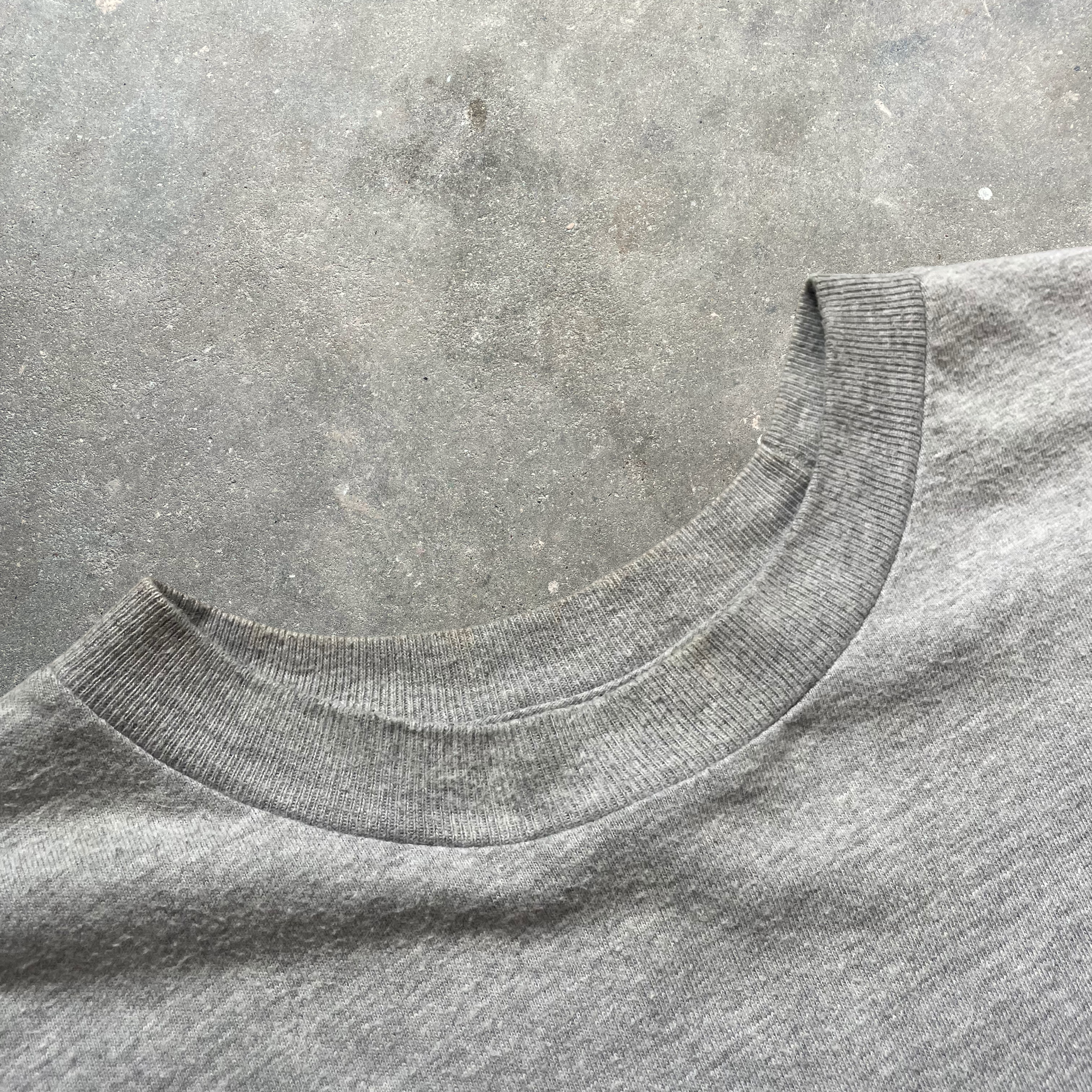 2000's Oakley T-shirt (L)