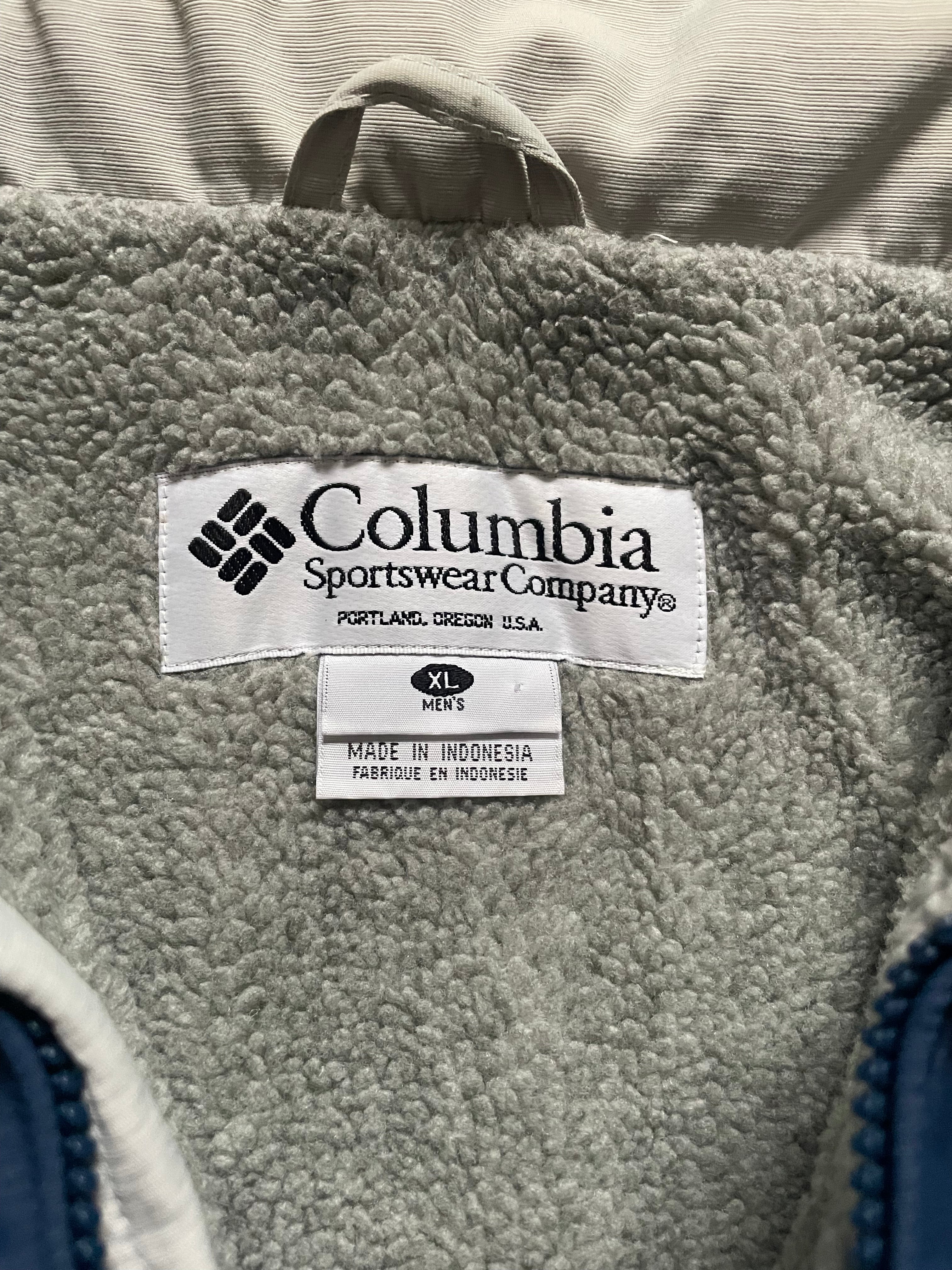 2000's Columbia Convert Ski Jacket (XL)