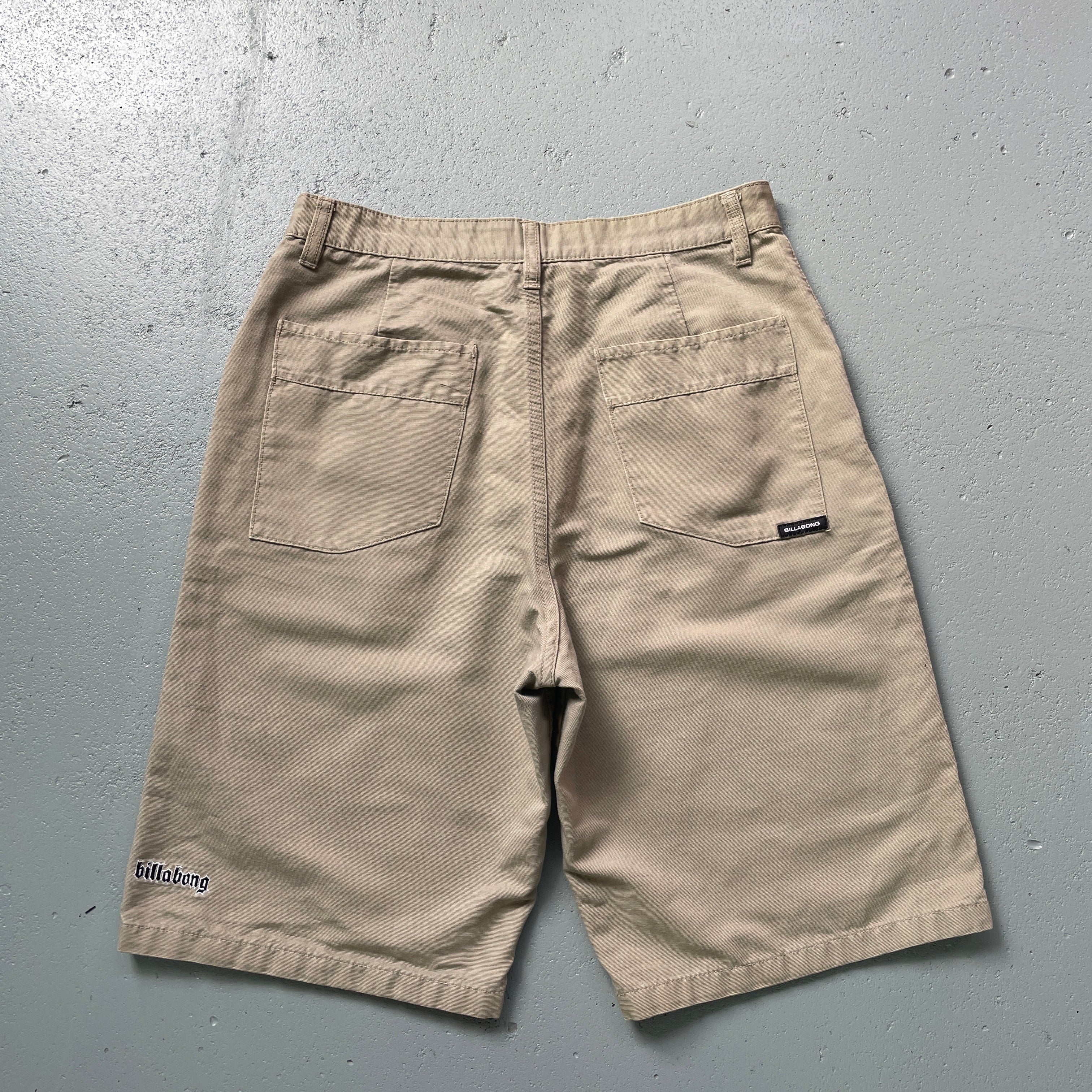 2000s Billabong Chino Shorts Beige (30)