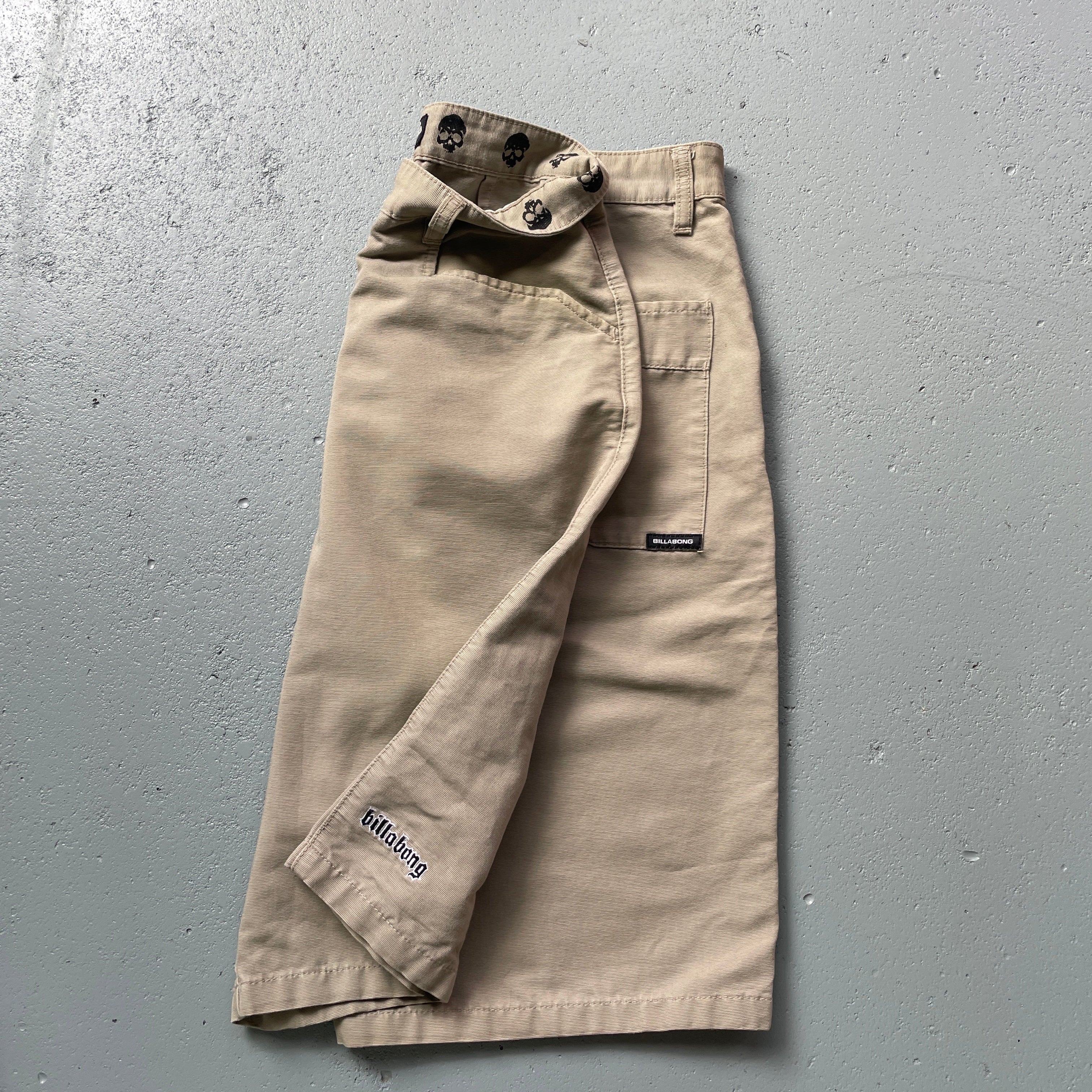 2000s Billabong Chino Shorts Beige (30)