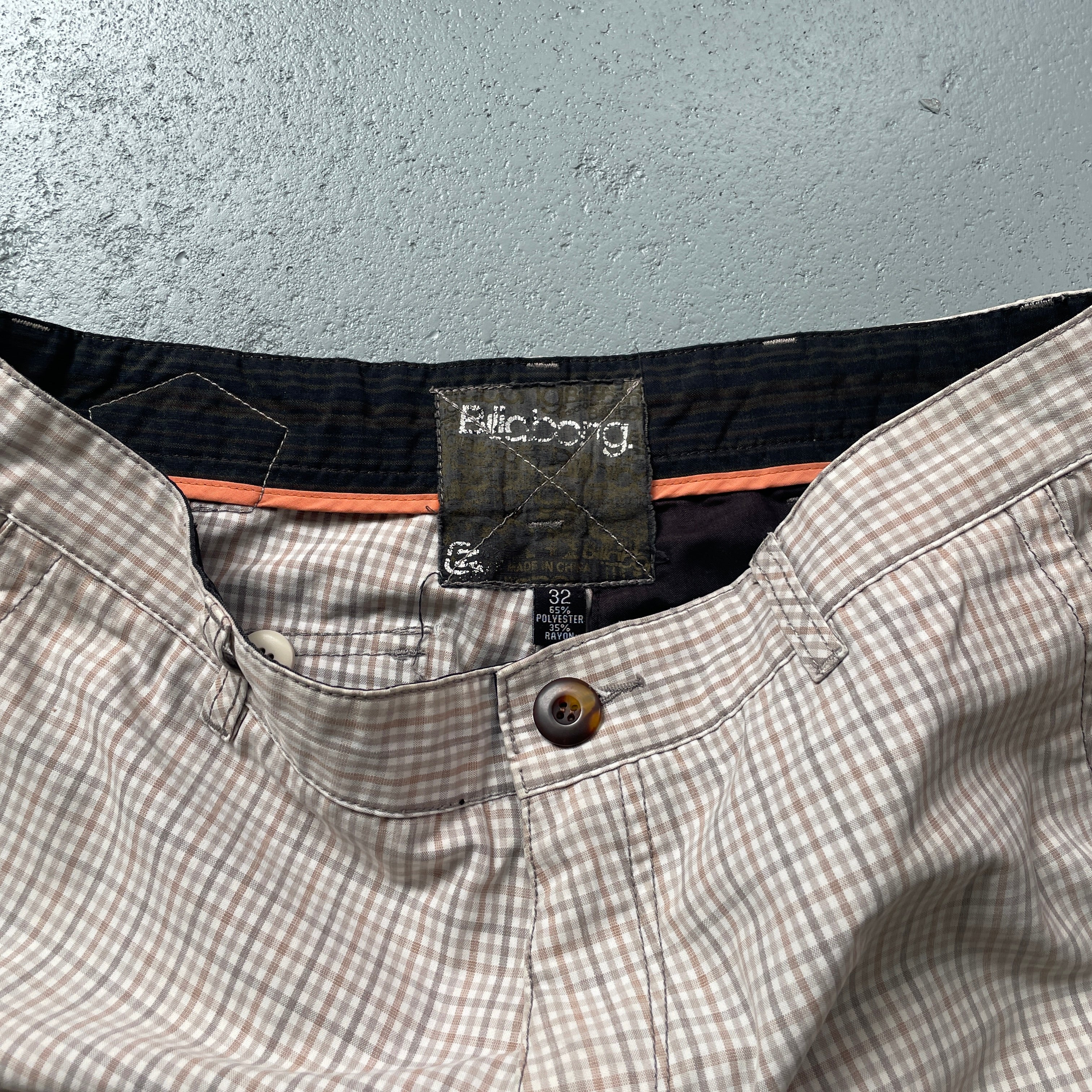2000s Billabong Chino Shorts (31)
