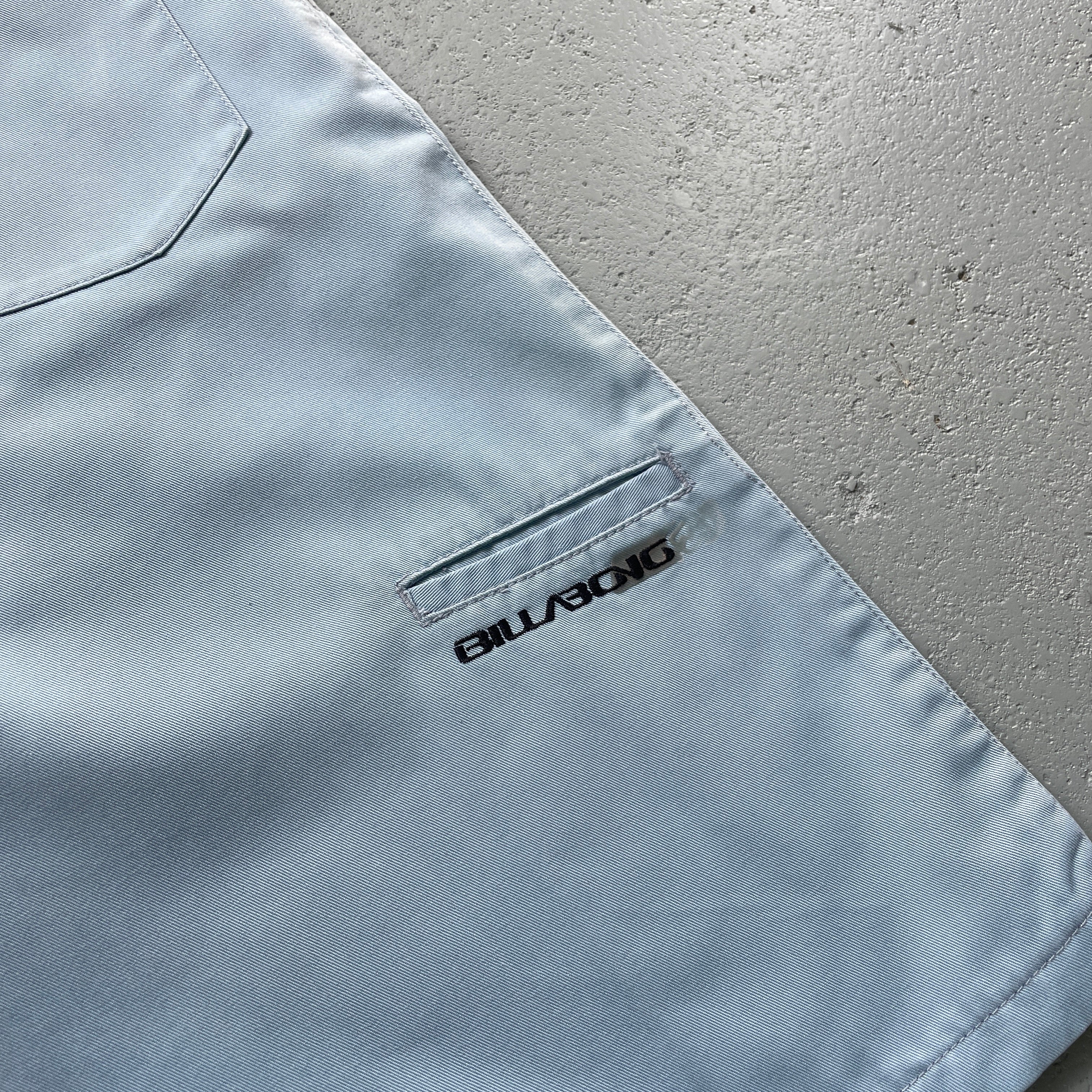 2000s Billabong Chino Shorts (32)