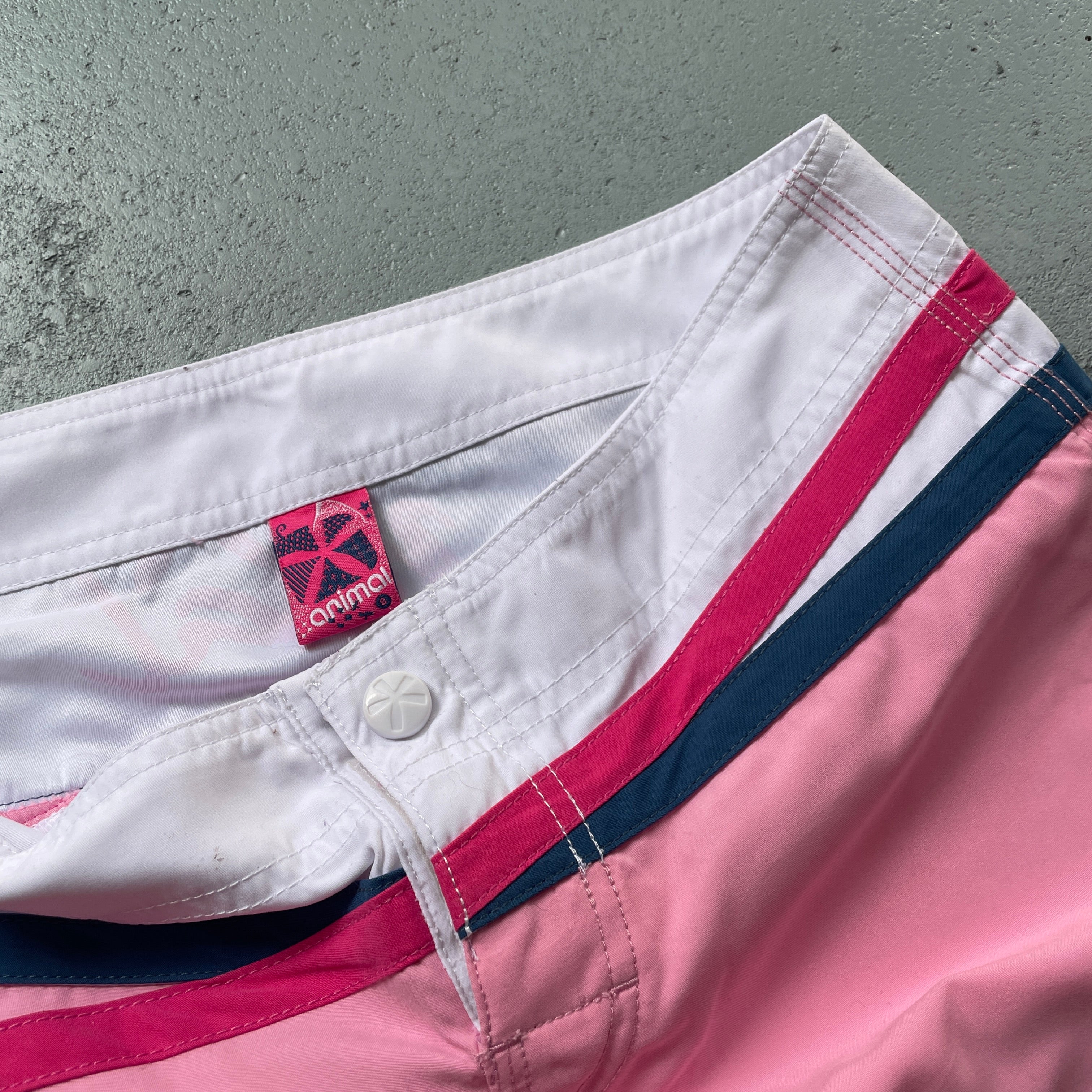 2000's Animal Boardshorts Pink (31)