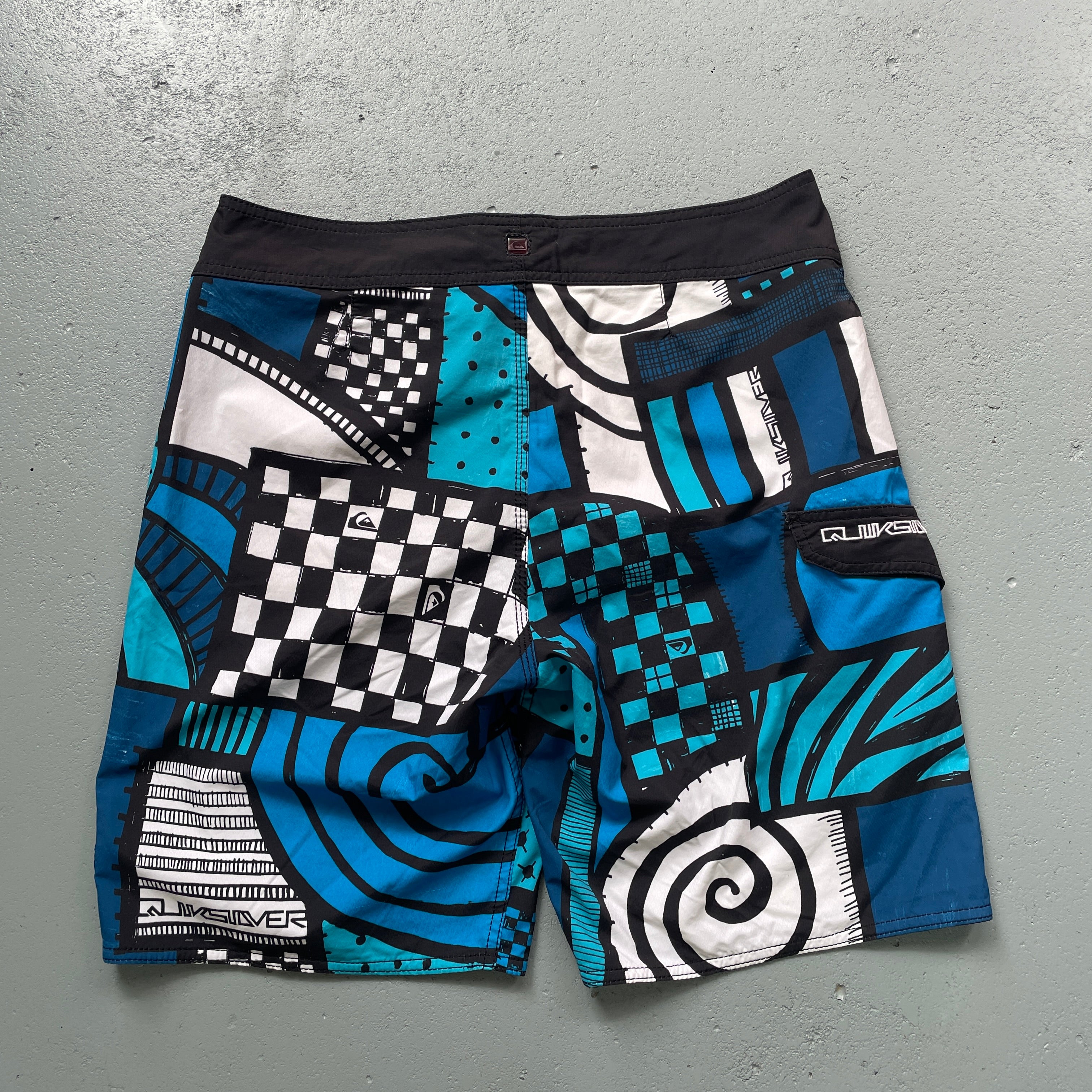 2000's Quiksilver Boardshorts (34)