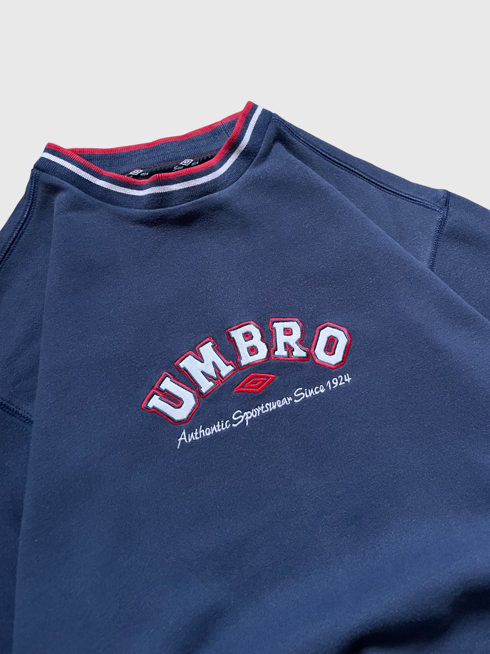 90's Umbro Sweatshirt Navy (XS)