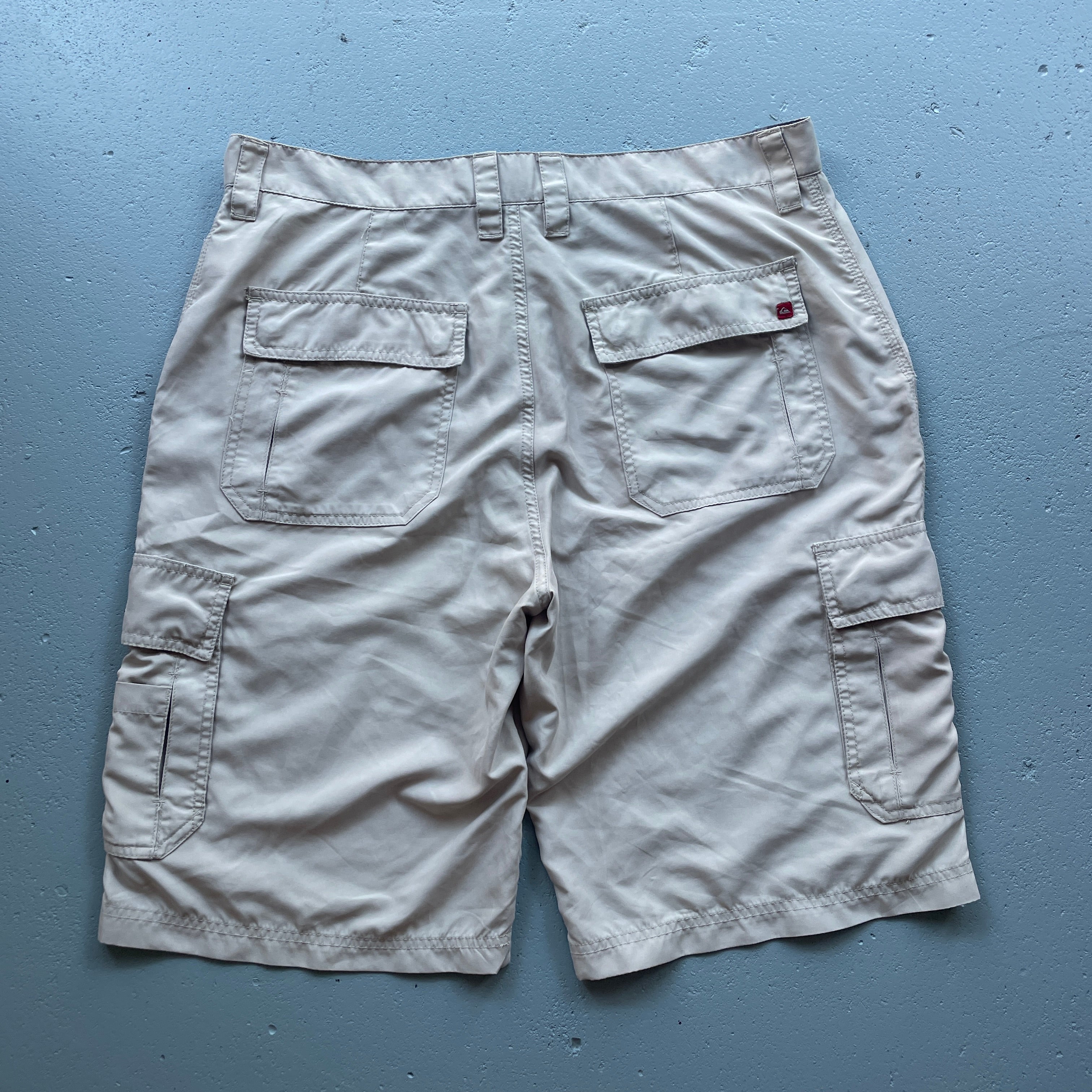 2000s Quiksilver Cargo Shorts (36)