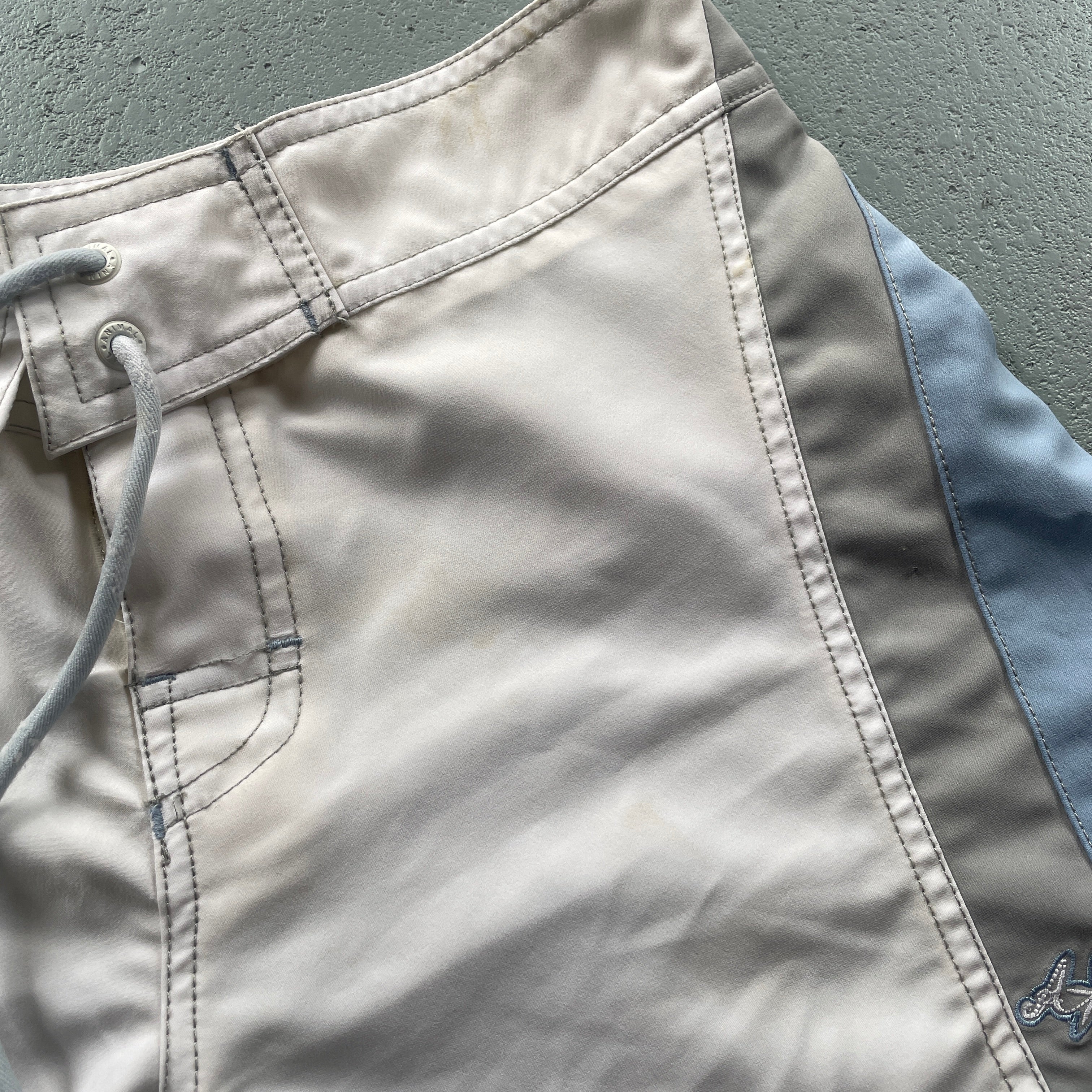 2000's Animal Swim Shorts White/Blue (28)