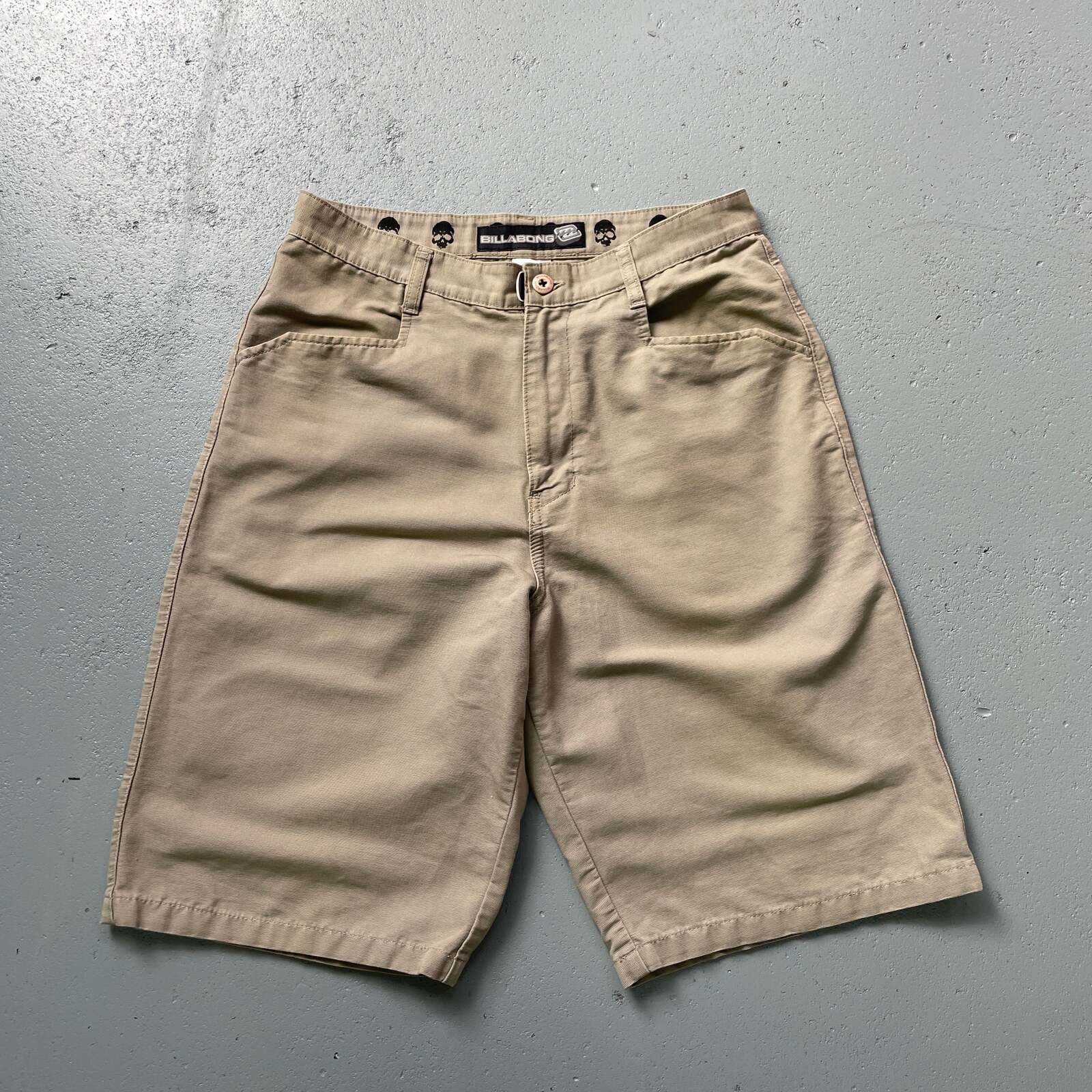 2000s Billabong Chino Shorts Tan (30)
