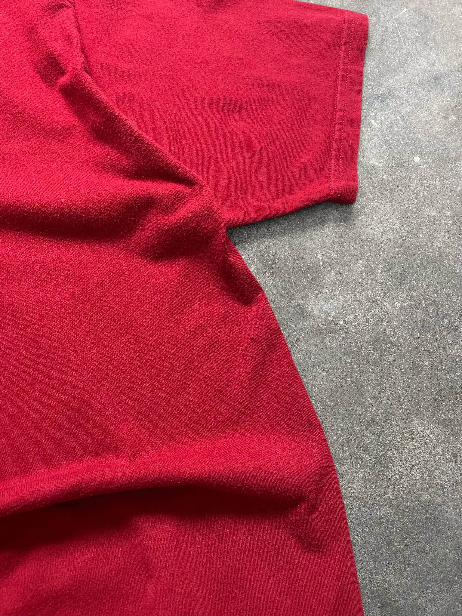2000's Quiksilver Tee Red (S)