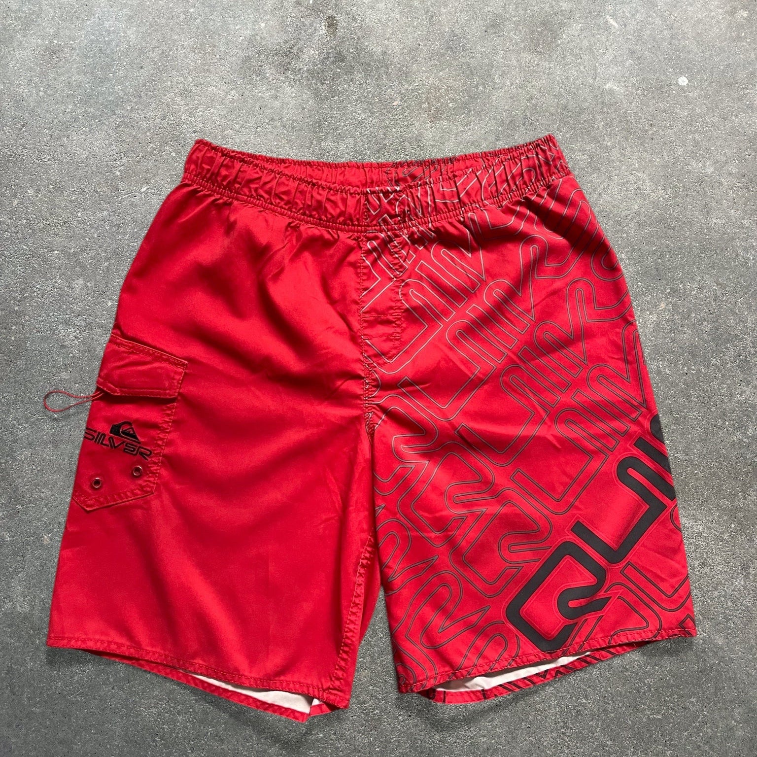 2000's Quiksilver Boardshorts Red (32/34)