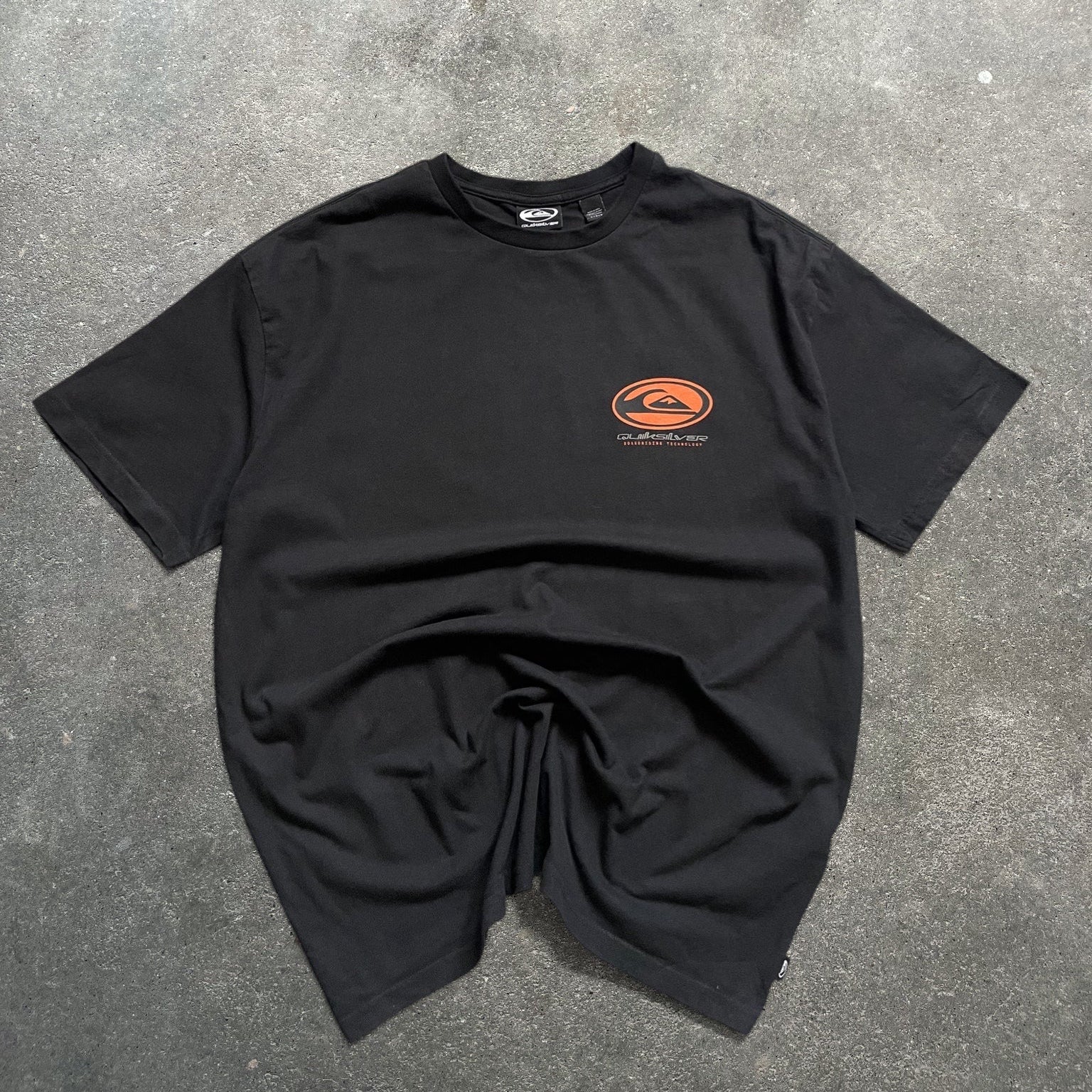 2000's Quiksilver Tee Black (L)