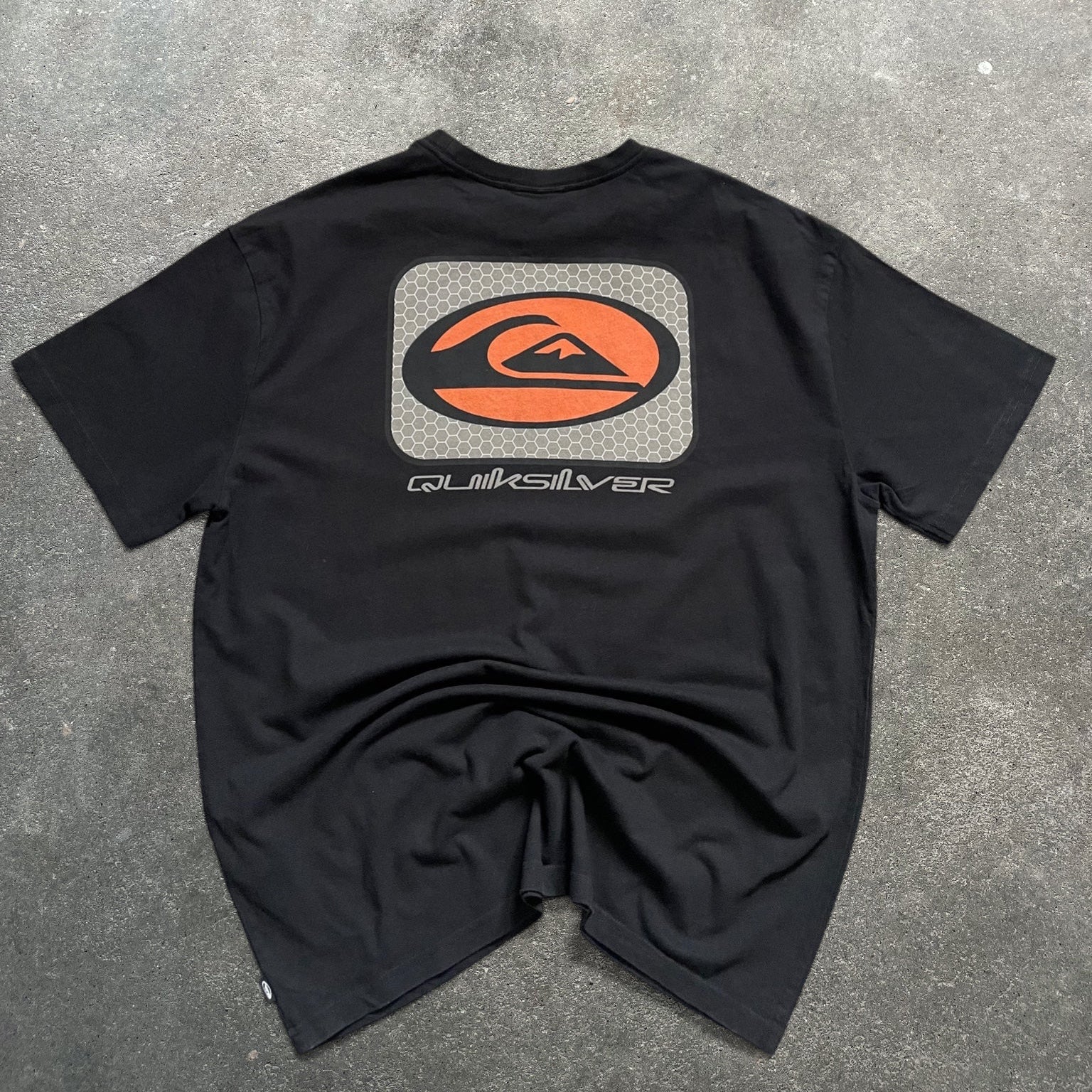 2000's Quiksilver Tee Black (L)