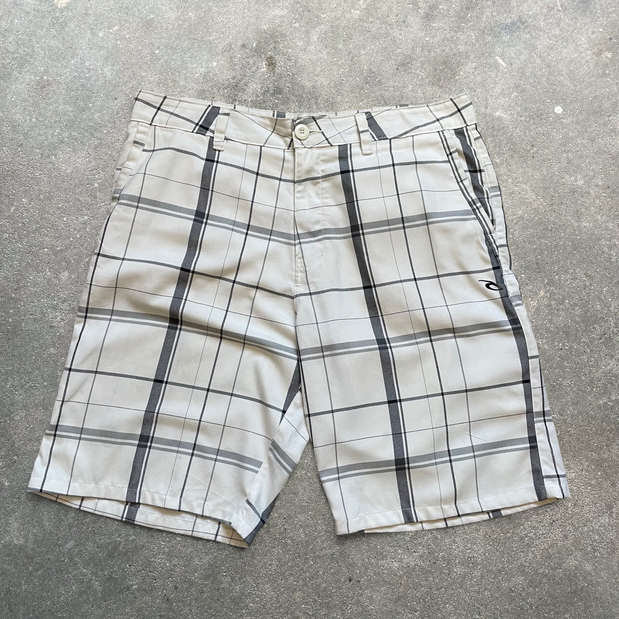 2000's Rip Curl Chino Shorts (36)