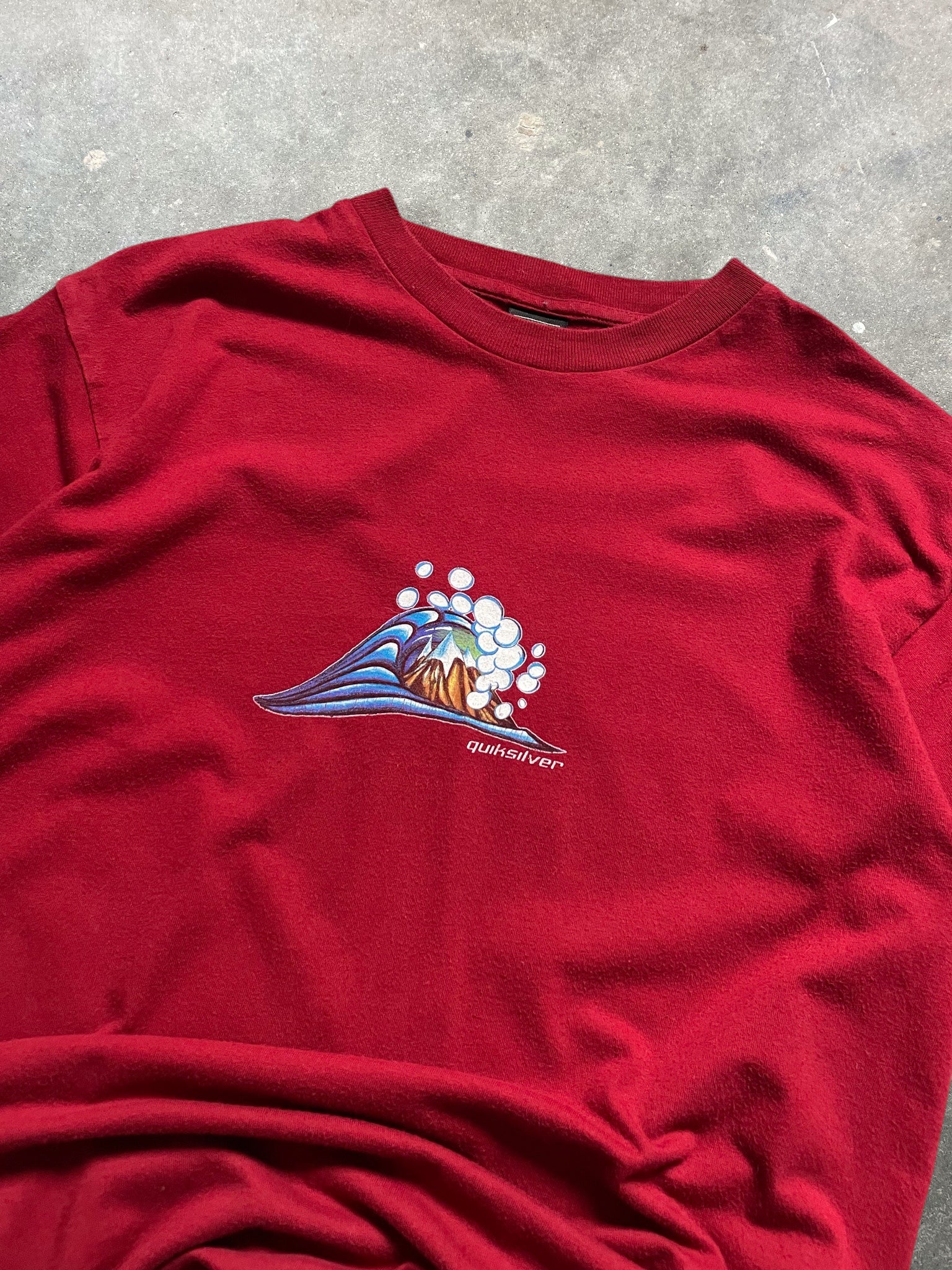 2000's Quiksilver Tee Red (S)