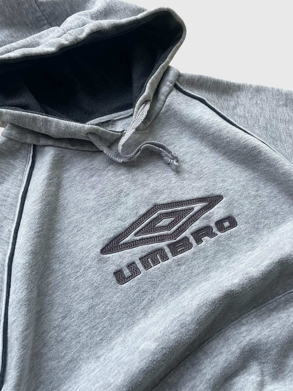 Umbro Sweatshirt Grey (6-8)