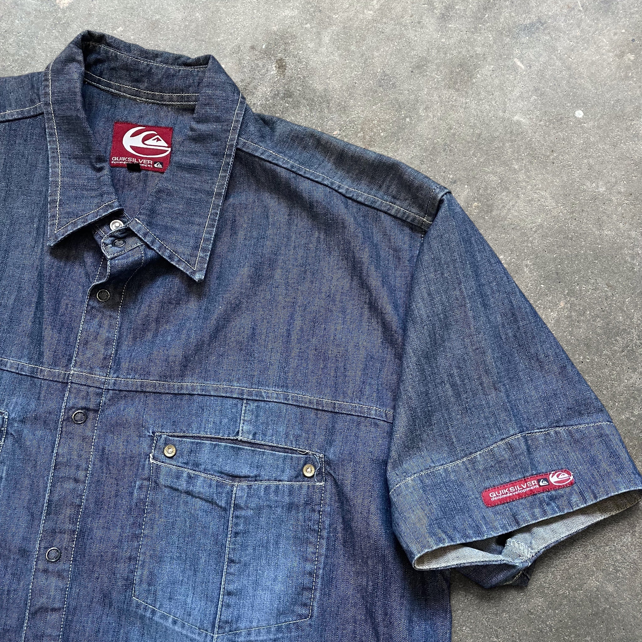90's Quiksilver Denim Surf Shirt (XL)