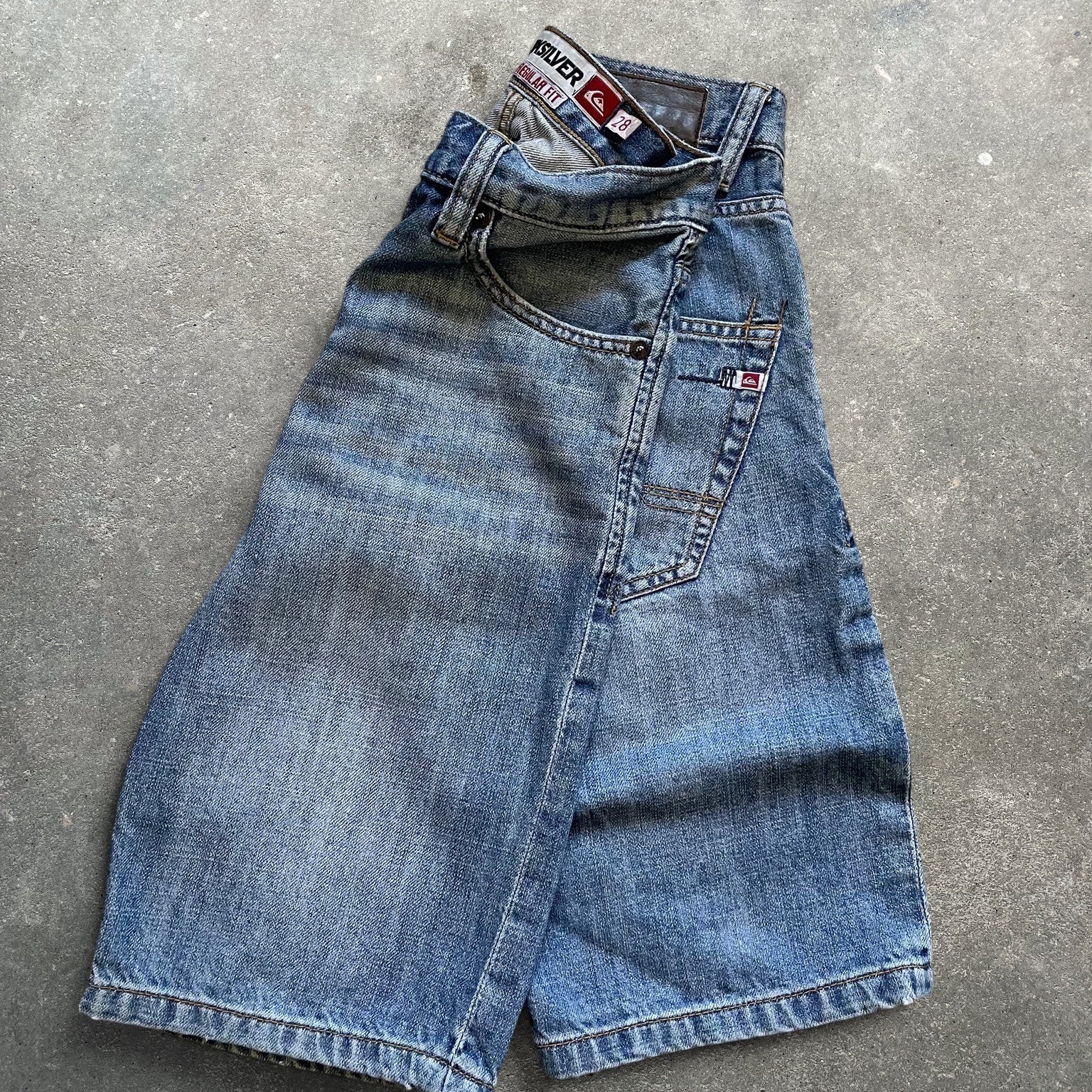 2000's Quiksilver Denim Jorts (28)