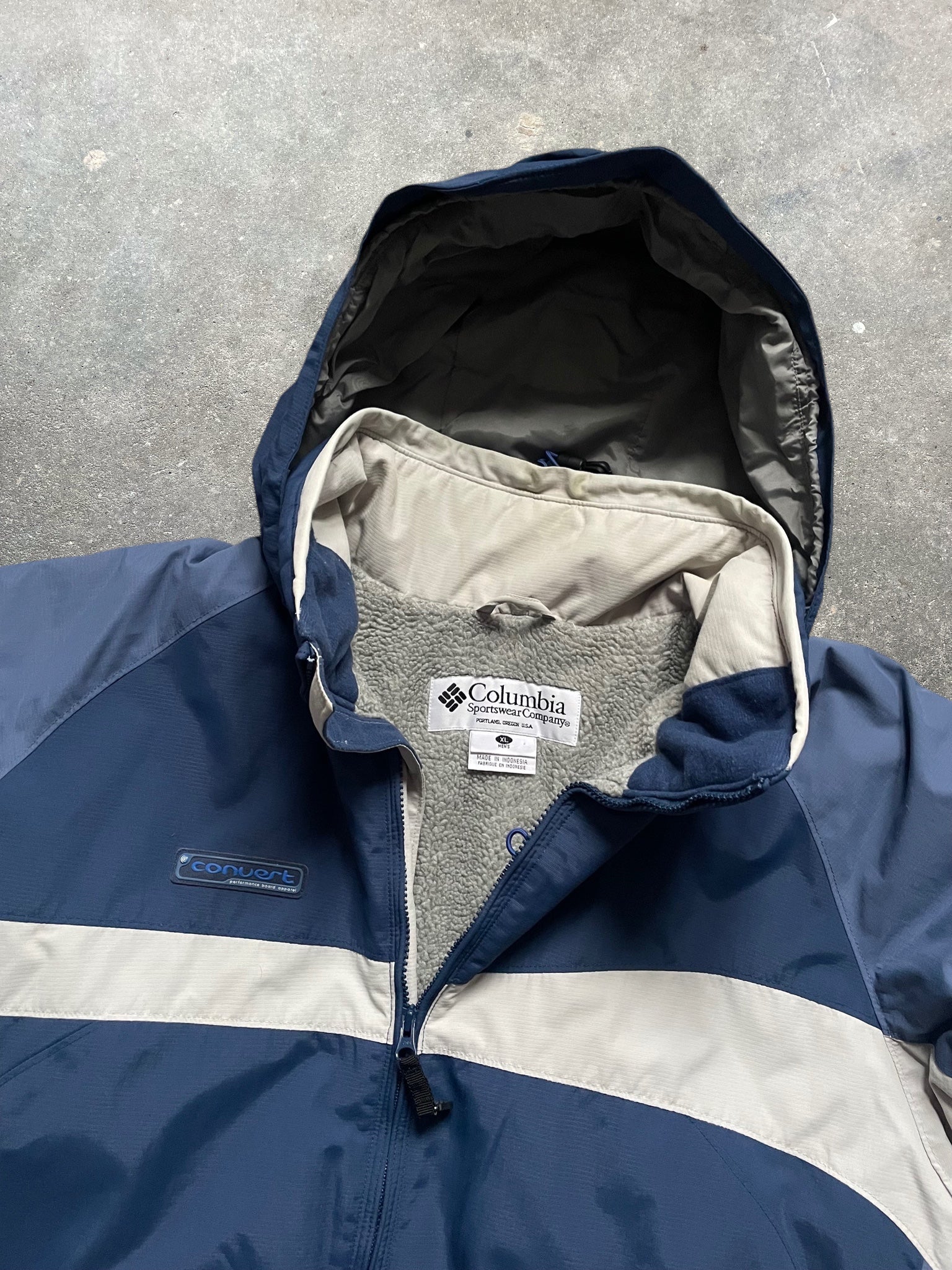 2000's Columbia Convert Ski Jacket (XL)