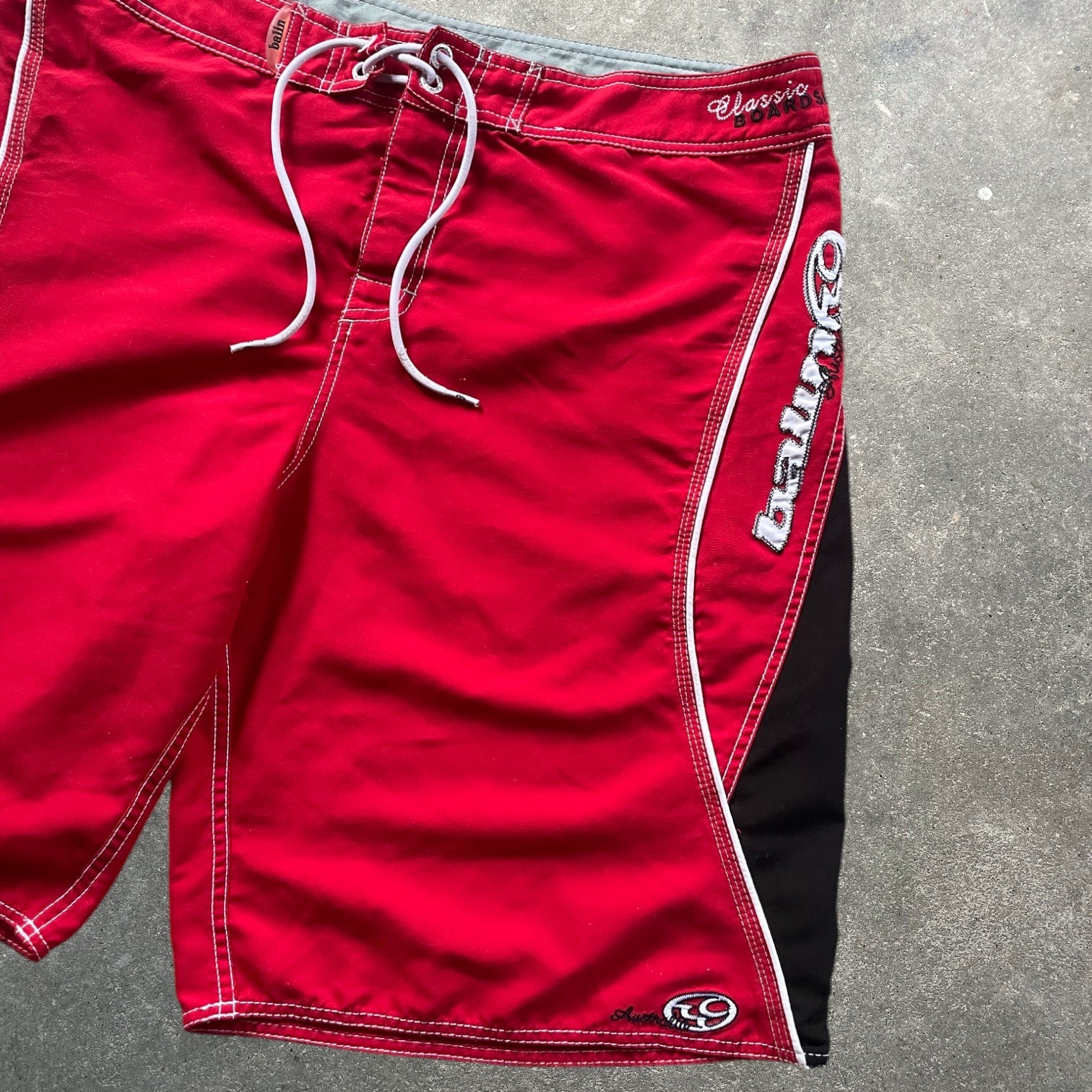 2000's Balin Boardshorts Red (XL)