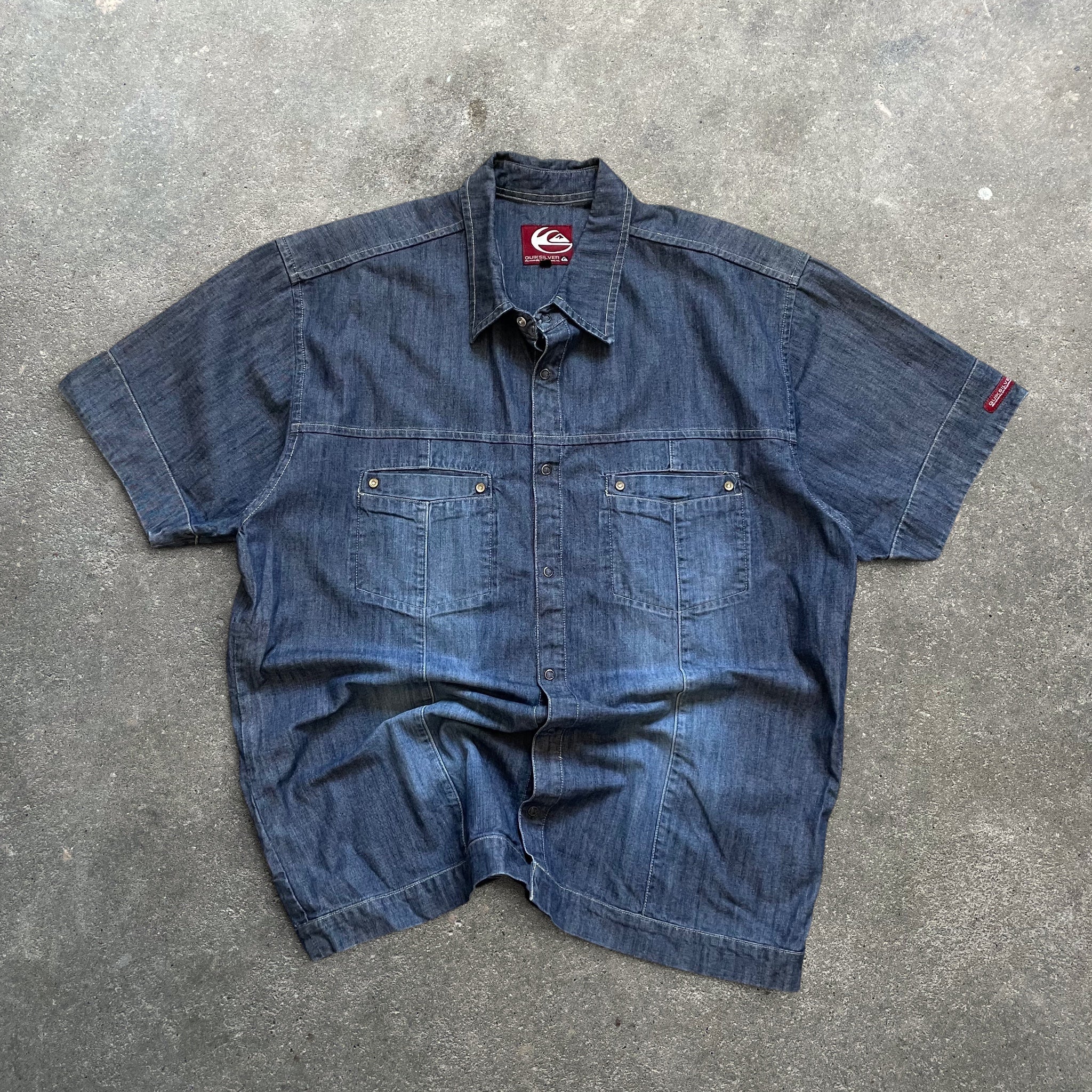 90's Quiksilver Denim Surf Shirt (XL)